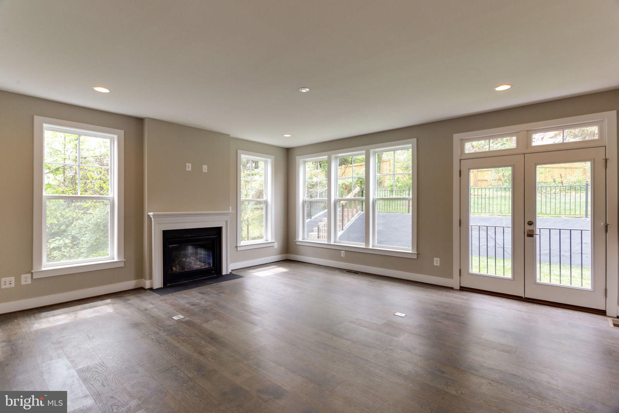 ALCOVA HEIGHTS - Residential