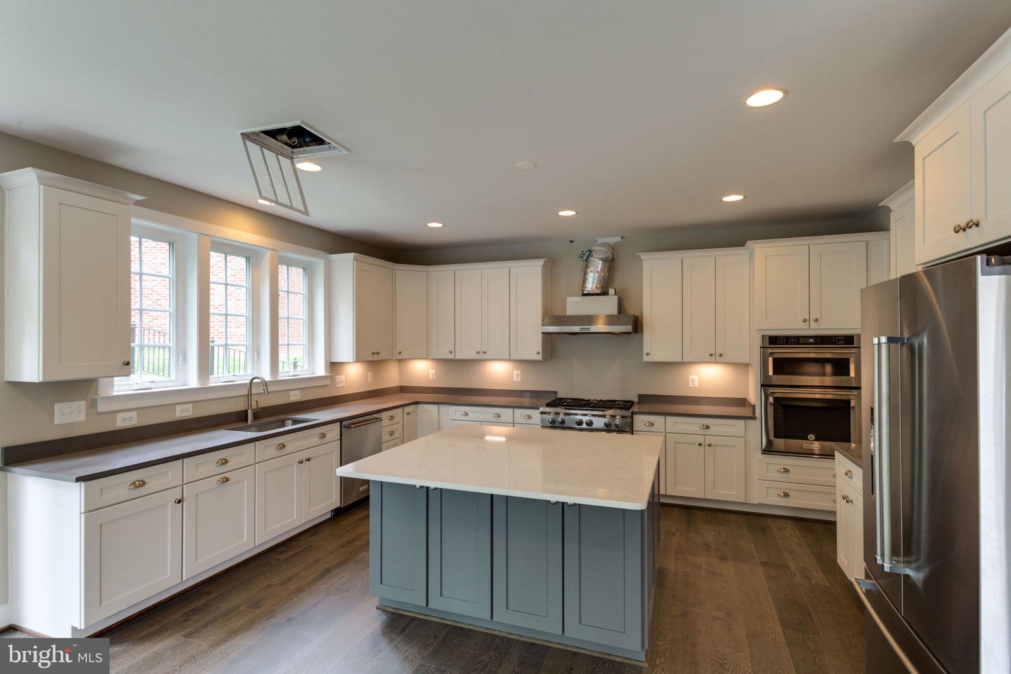 ALCOVA HEIGHTS - Residential