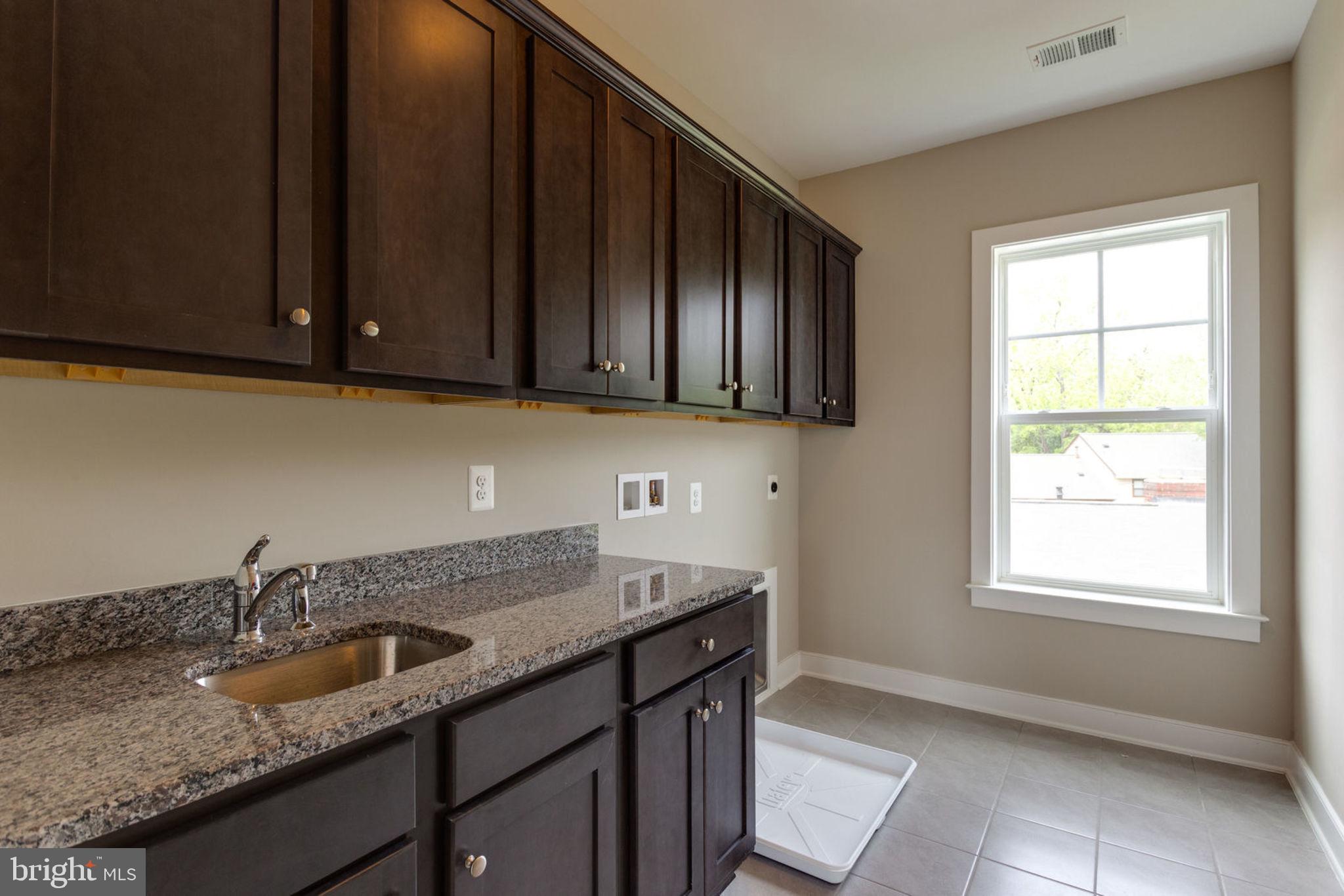 ALCOVA HEIGHTS - Residential