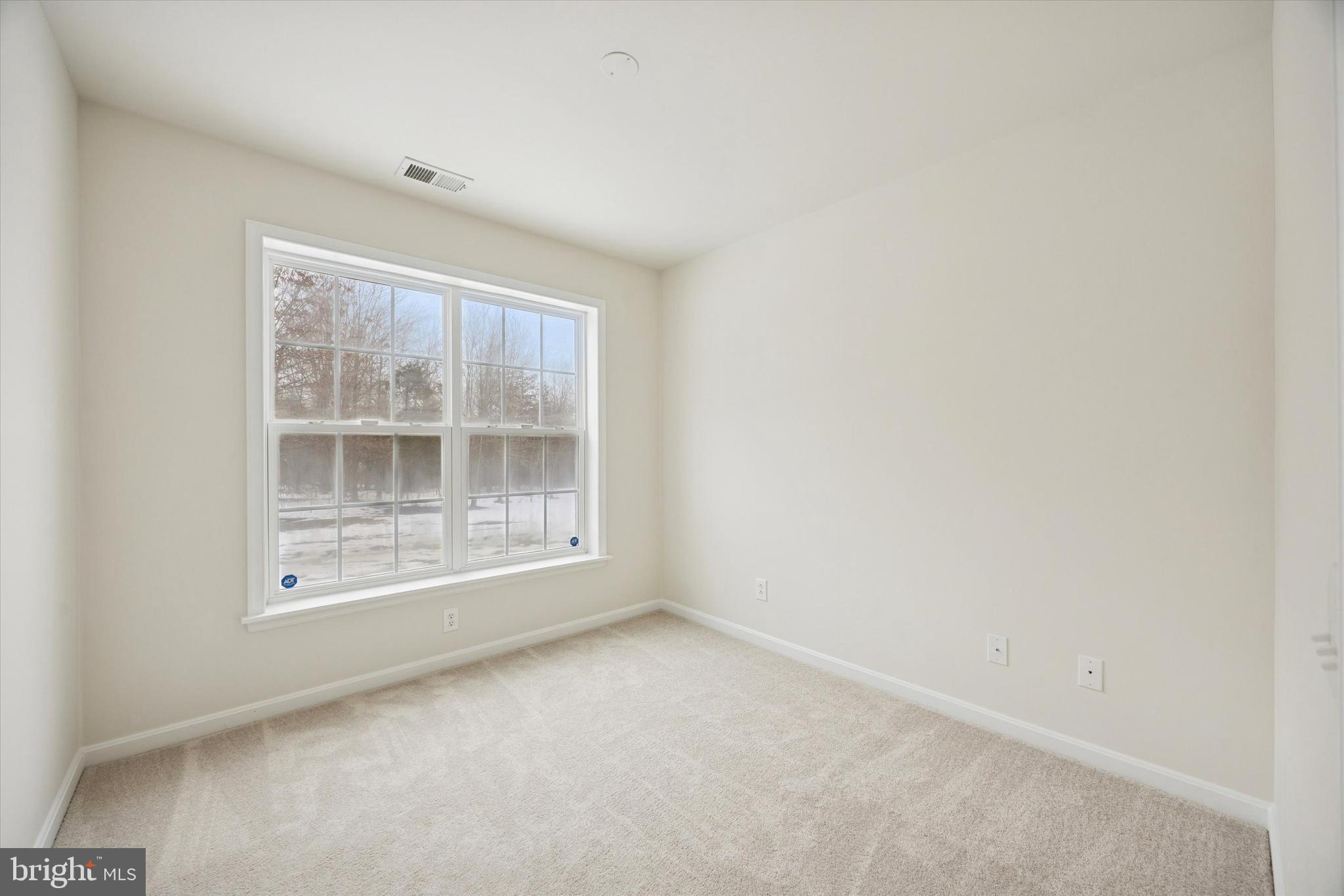 LONGFORD CROSSING - Residential