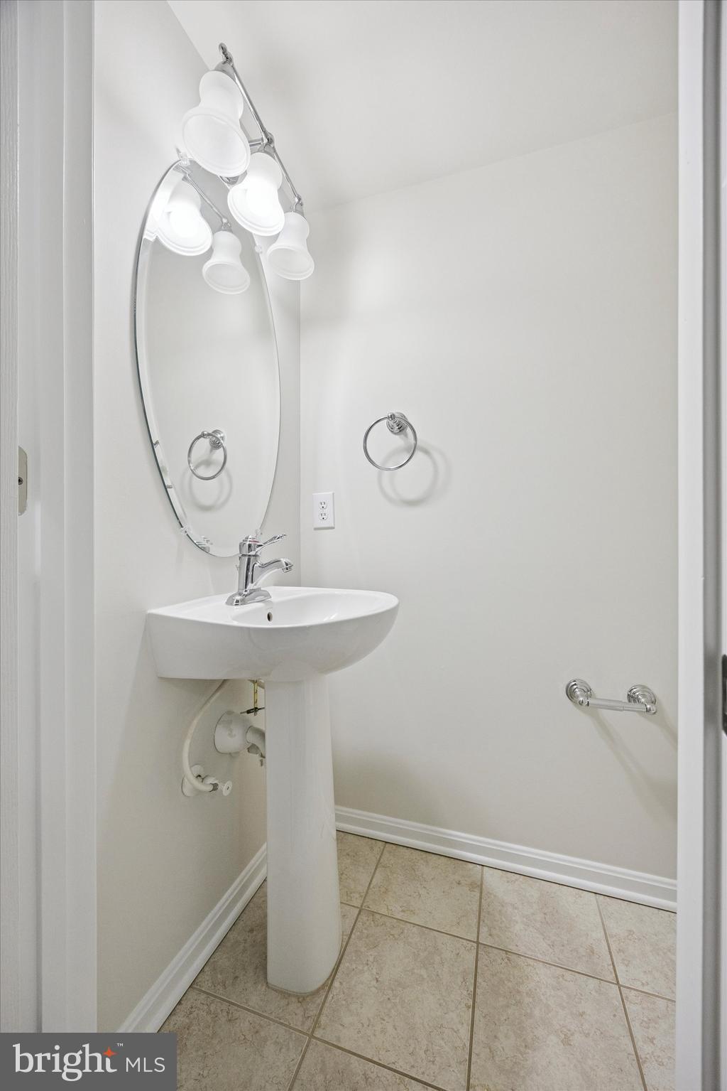 LONGFORD CROSSING - Residential