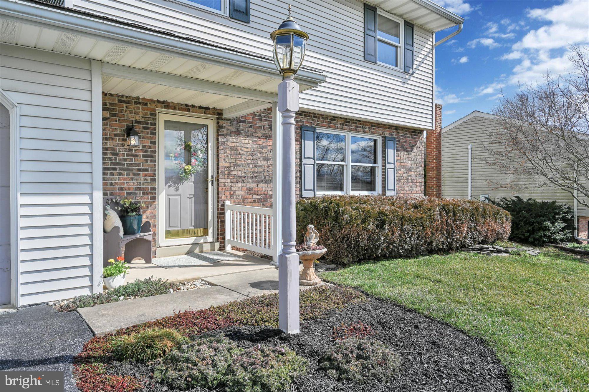 HEMPFIELD GREEN - Residential