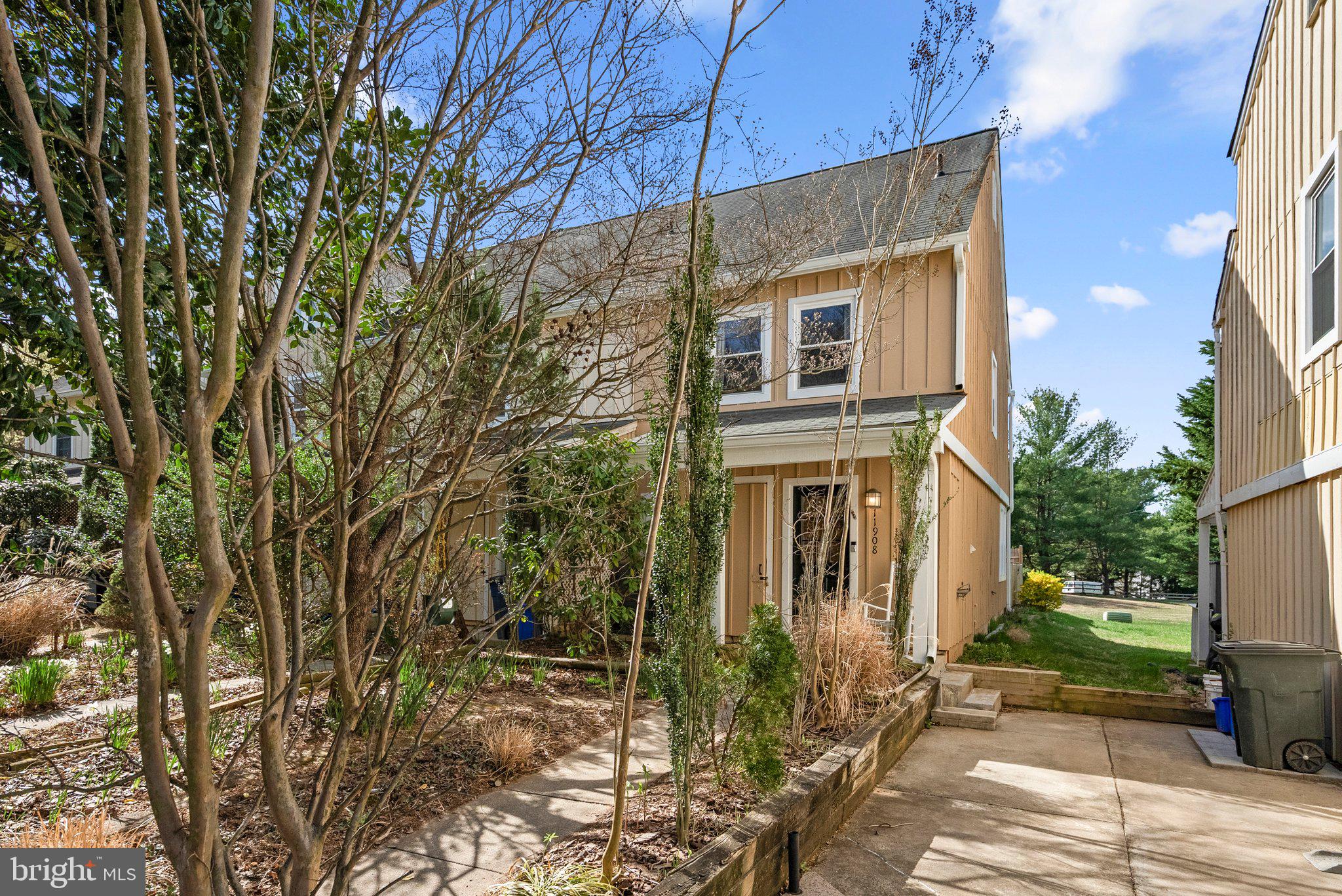 POTOMAC MEADOWS - Residential