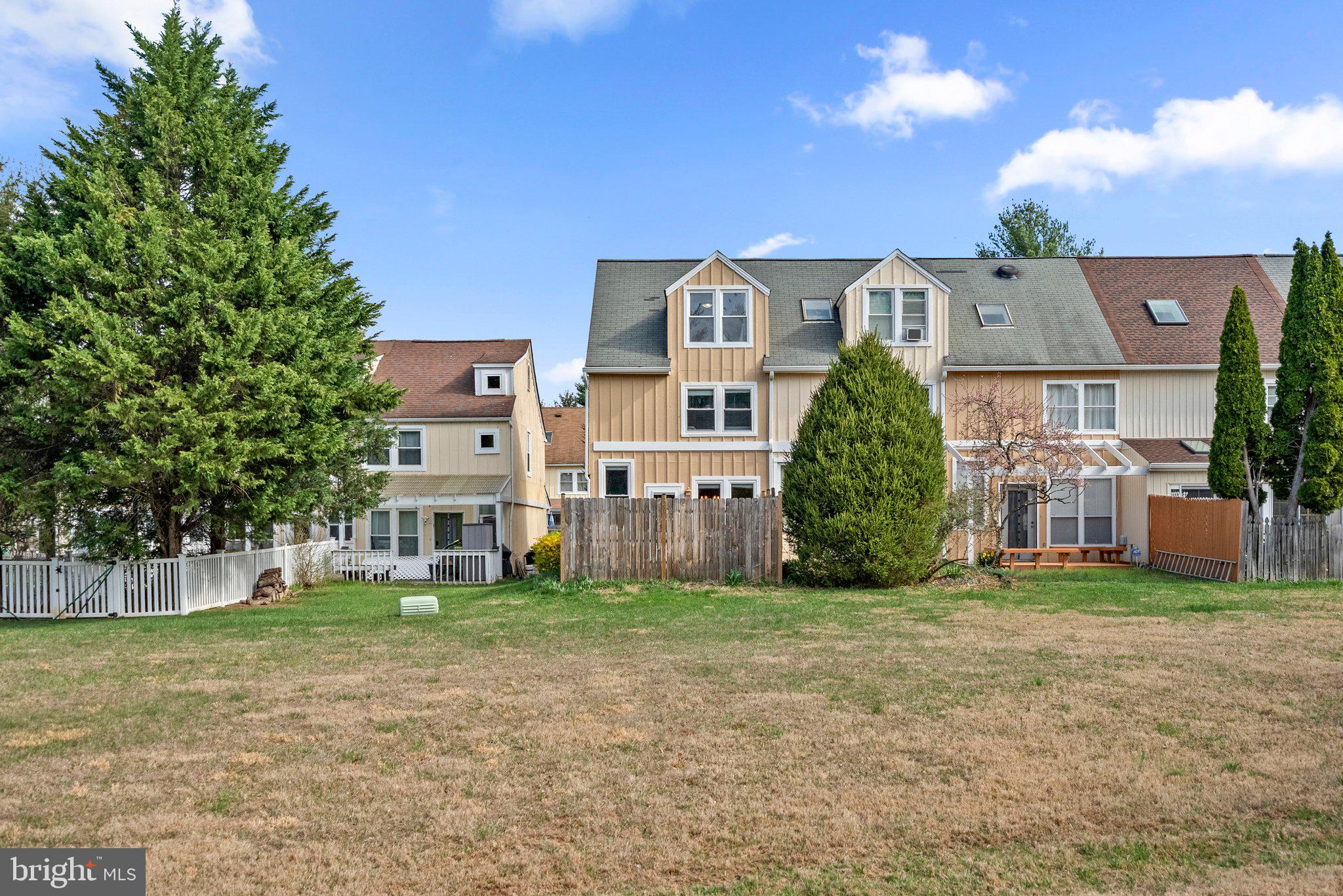 POTOMAC MEADOWS - Residential