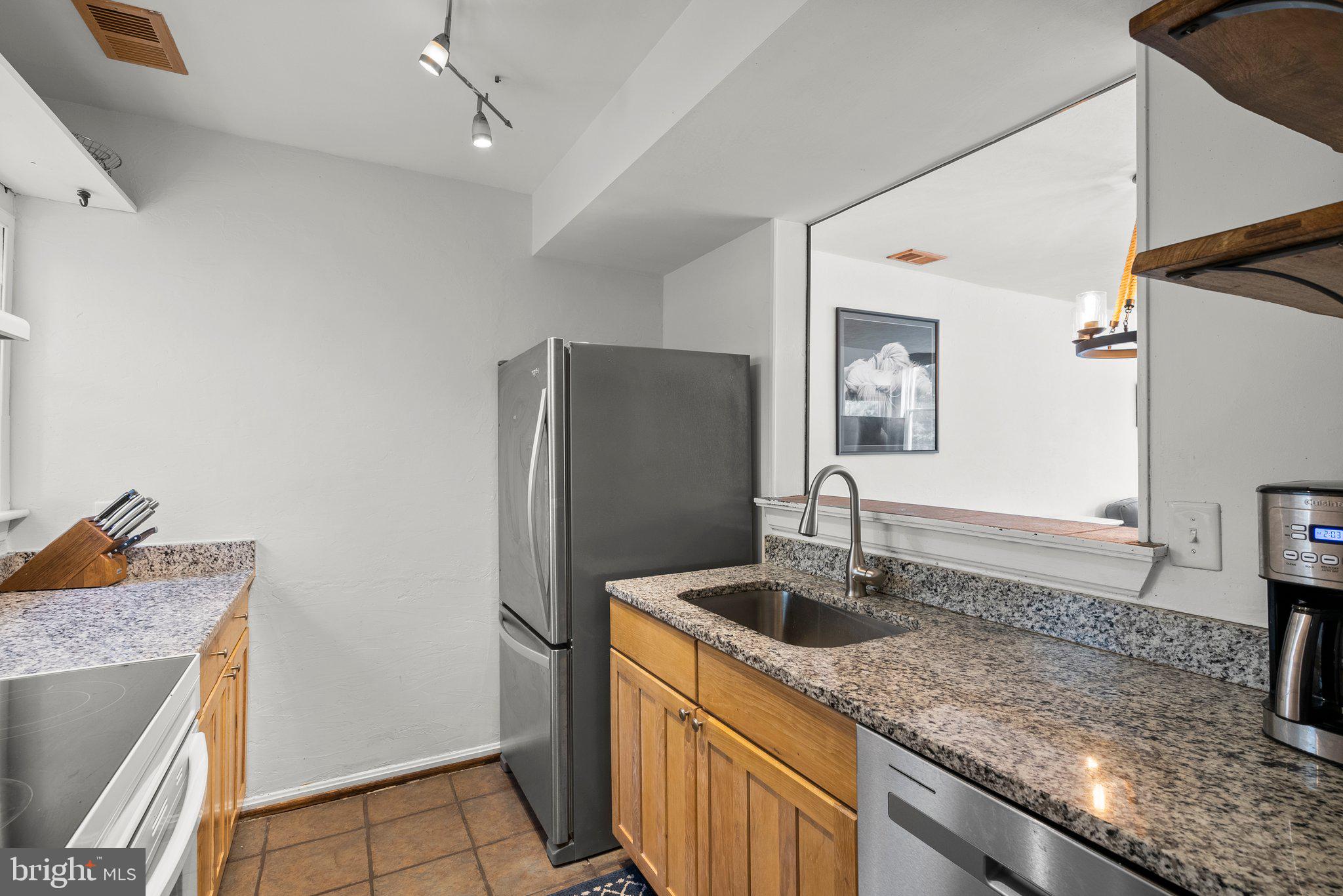 POTOMAC MEADOWS - Residential