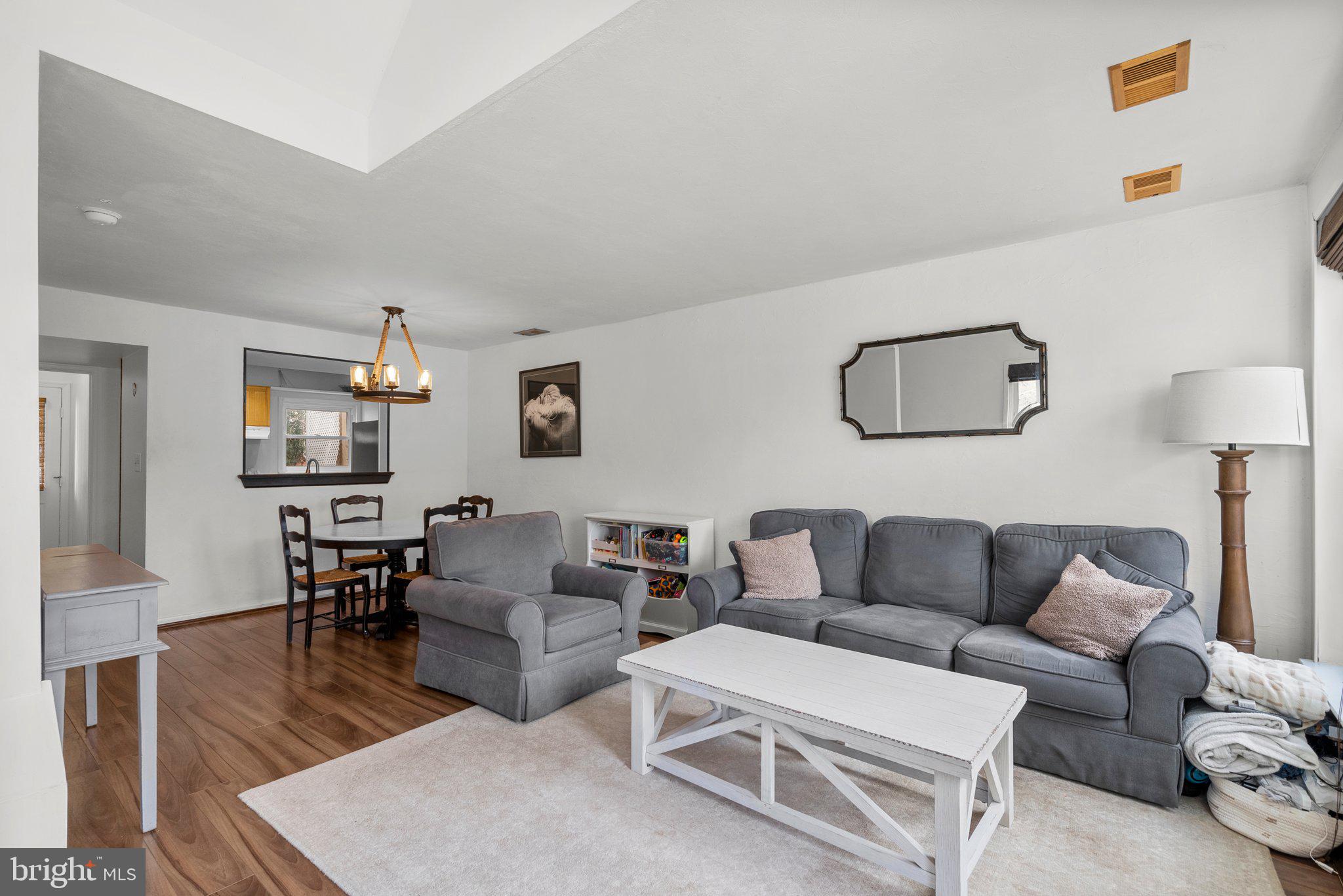 POTOMAC MEADOWS - Residential