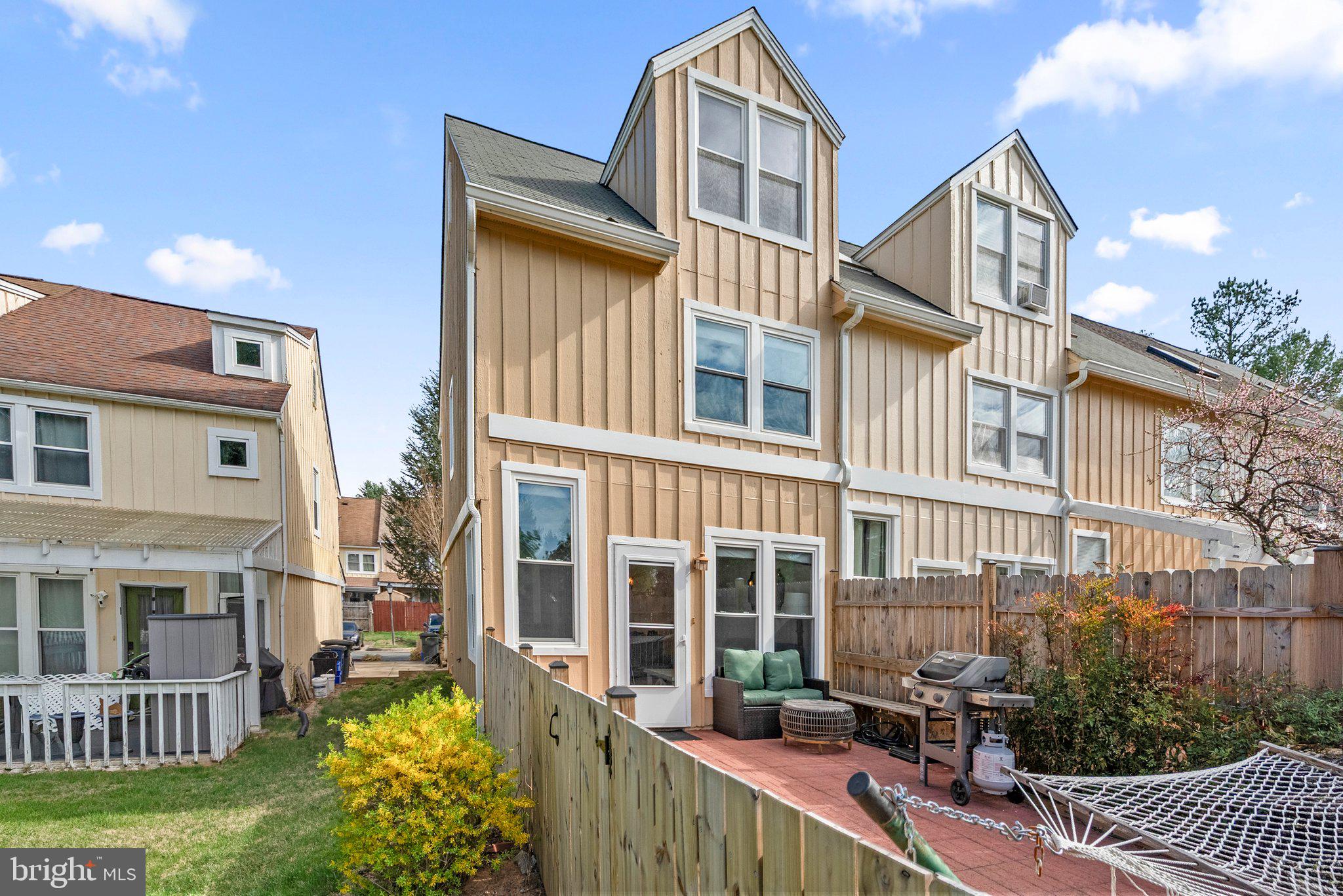 POTOMAC MEADOWS - Residential