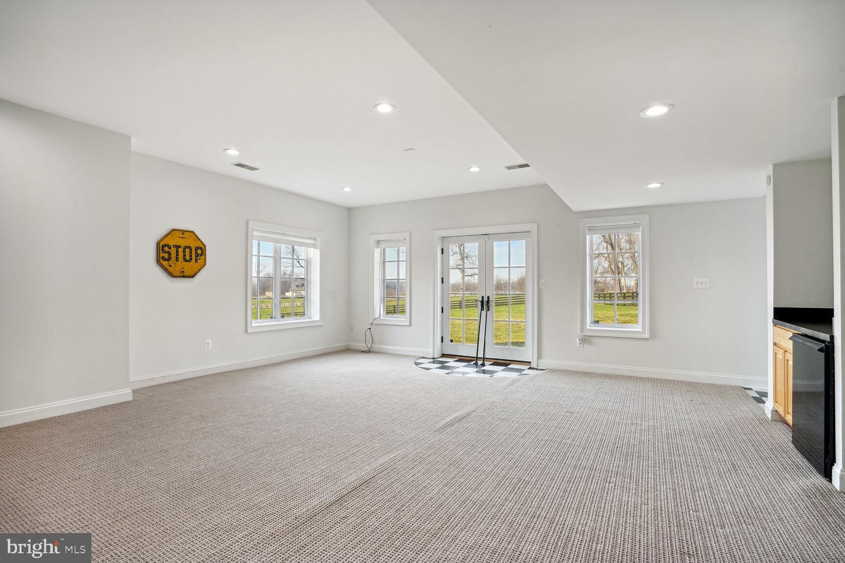 BEAVER CREEK FARM - Residential