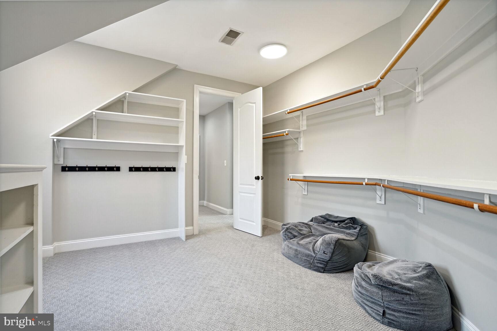 BEAVER CREEK FARM - Residential