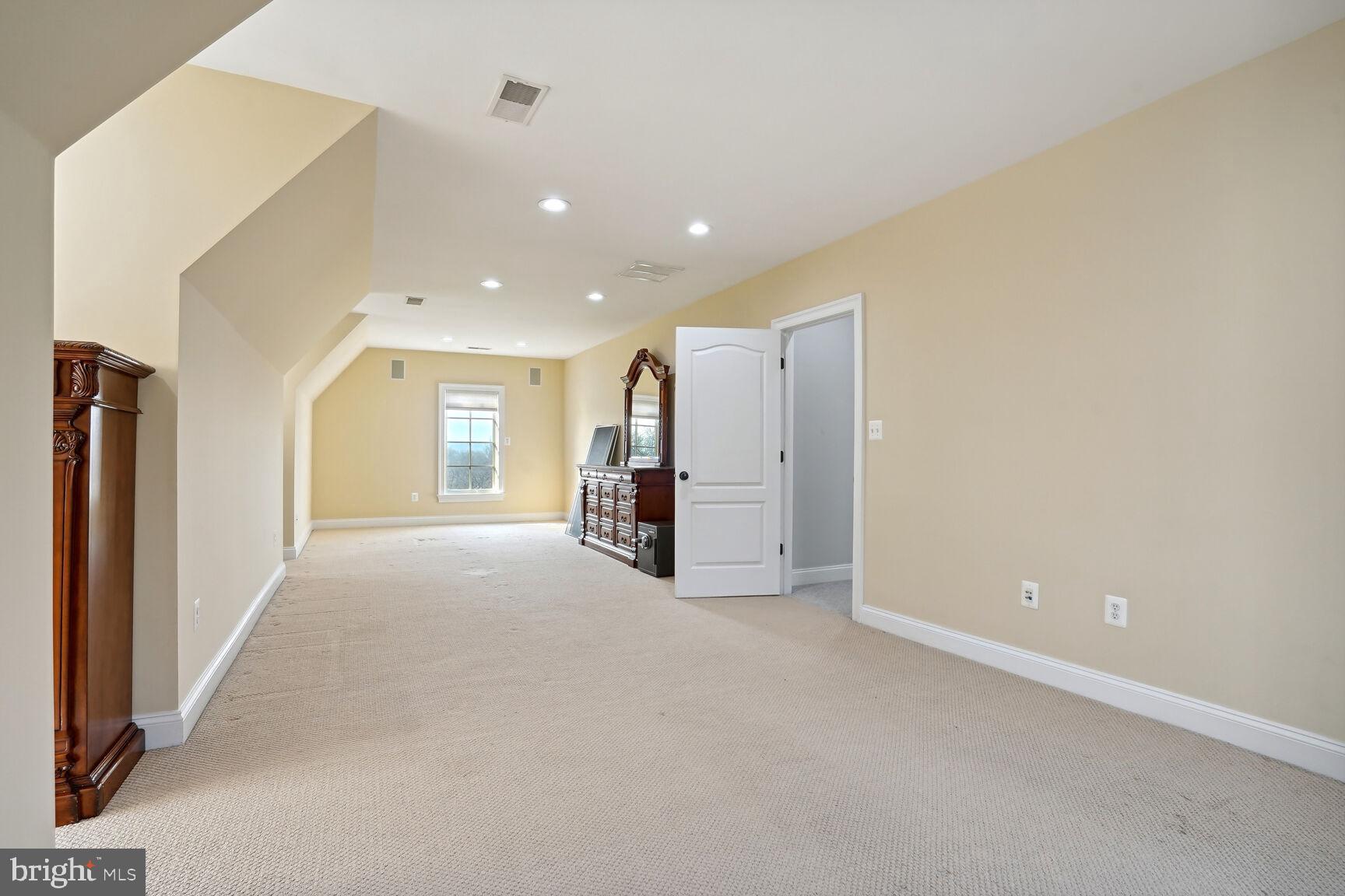 BEAVER CREEK FARM - Residential