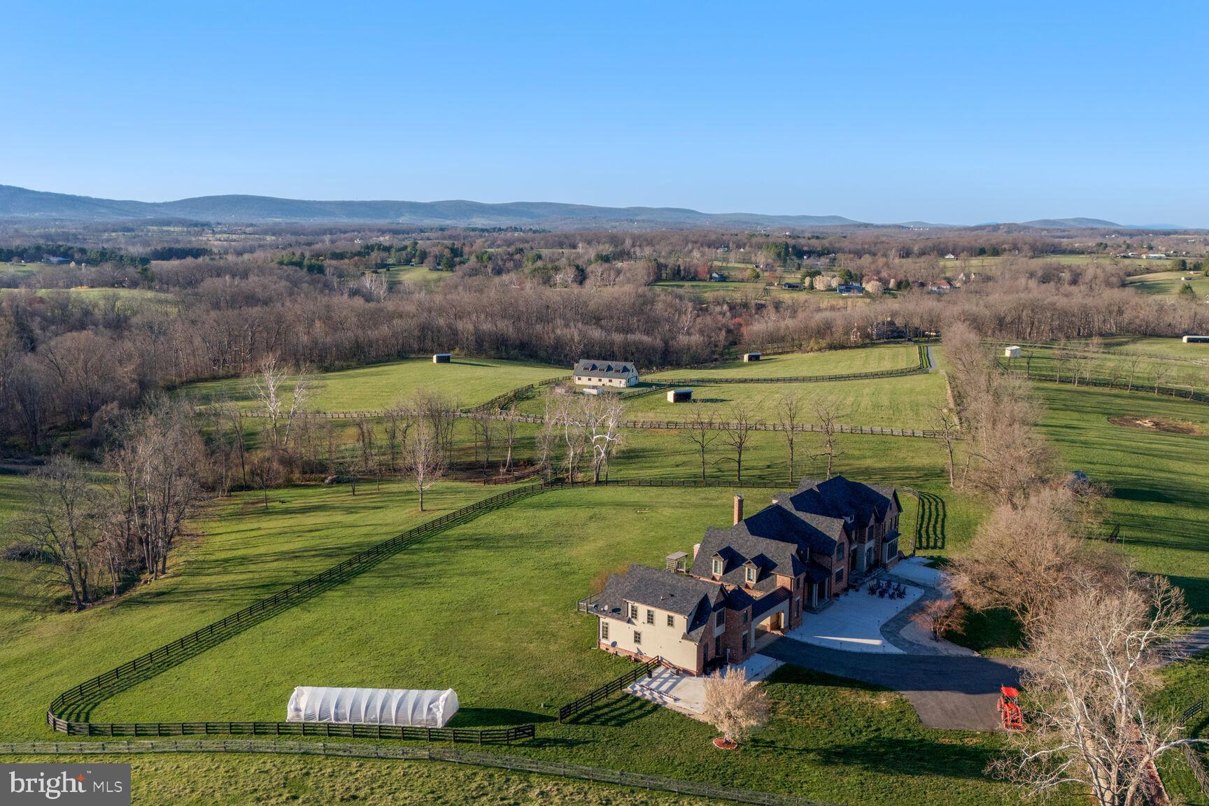 BEAVER CREEK FARM - Residential