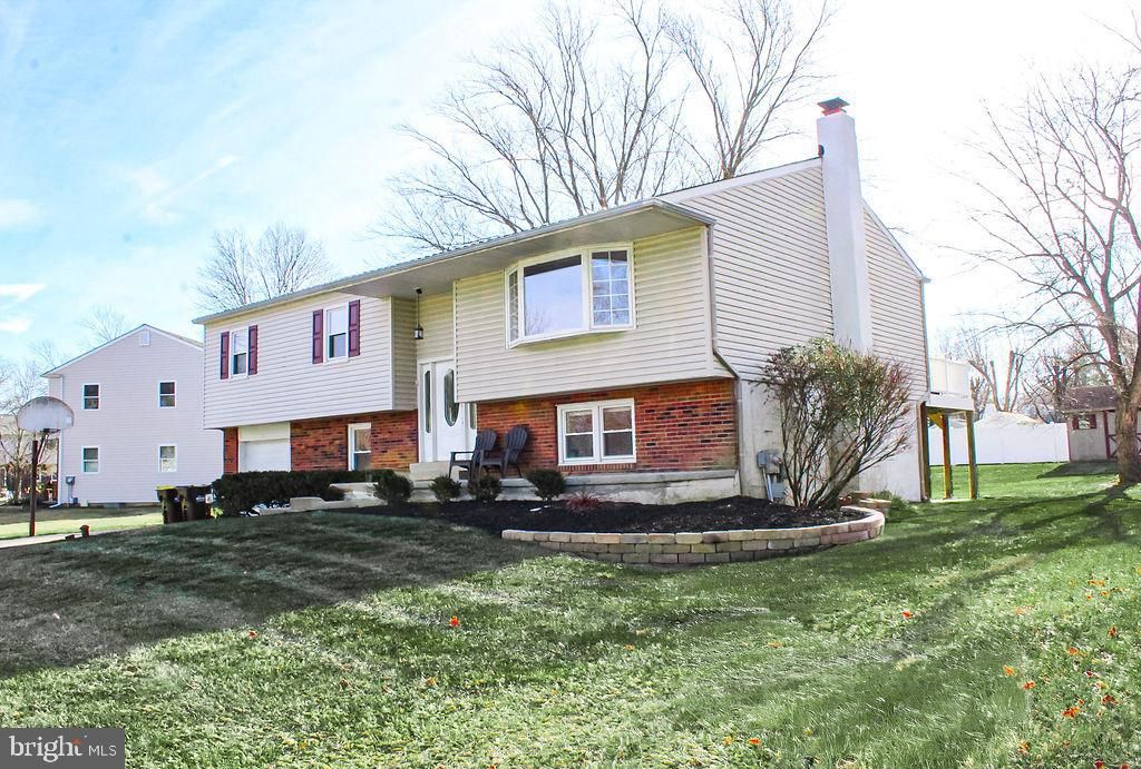 Photo of 227 Hyde Park Place, YARDLEY, PA 19067 (MLS # PABU2112010)