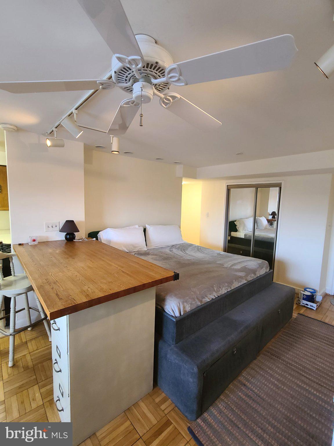 1587 N COLONIAL TERRACE 103-X