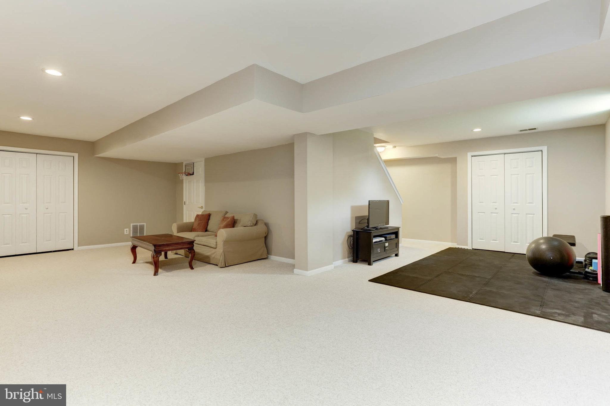 TURF VALLEY OVERLOOK - Residential