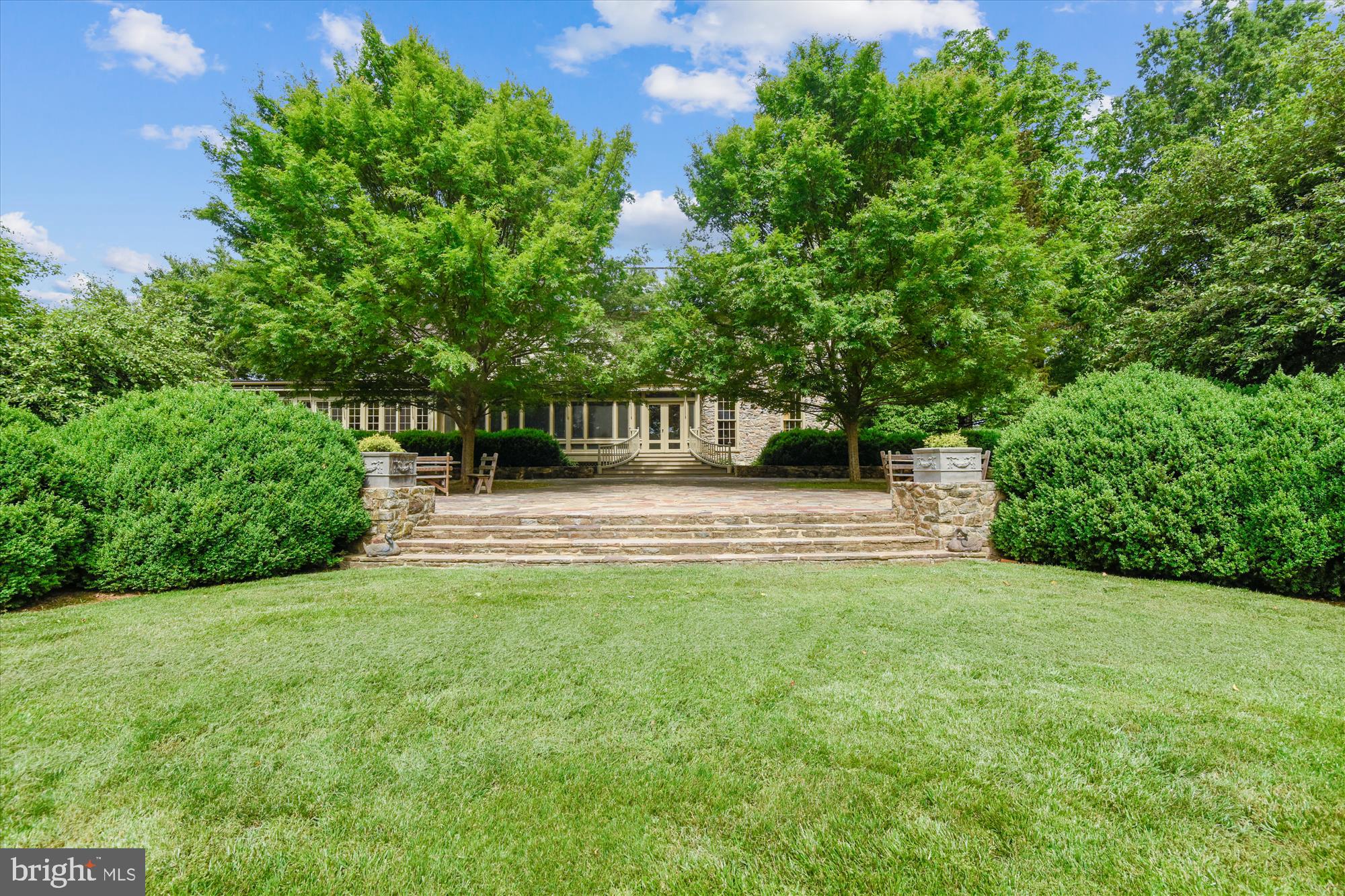 MIDDLEBURG - Residential