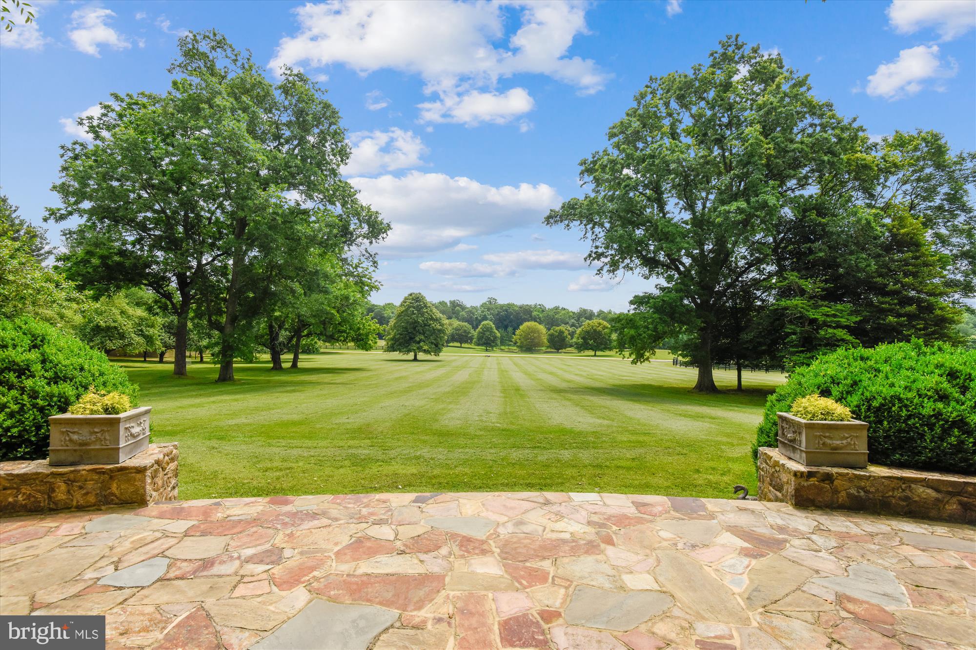 MIDDLEBURG - Residential