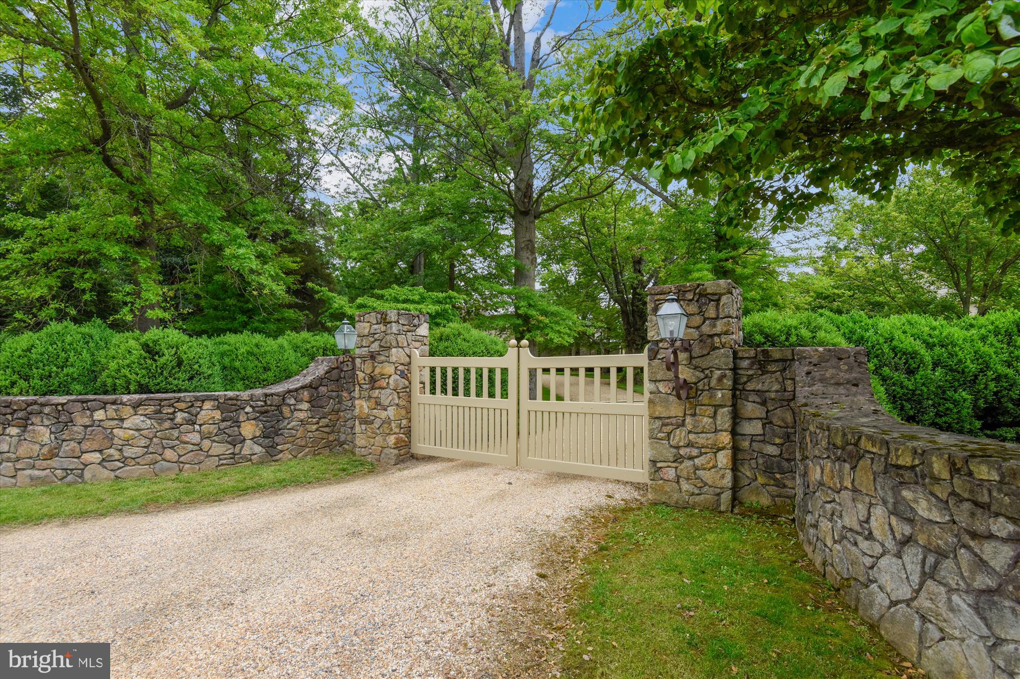 MIDDLEBURG - Residential