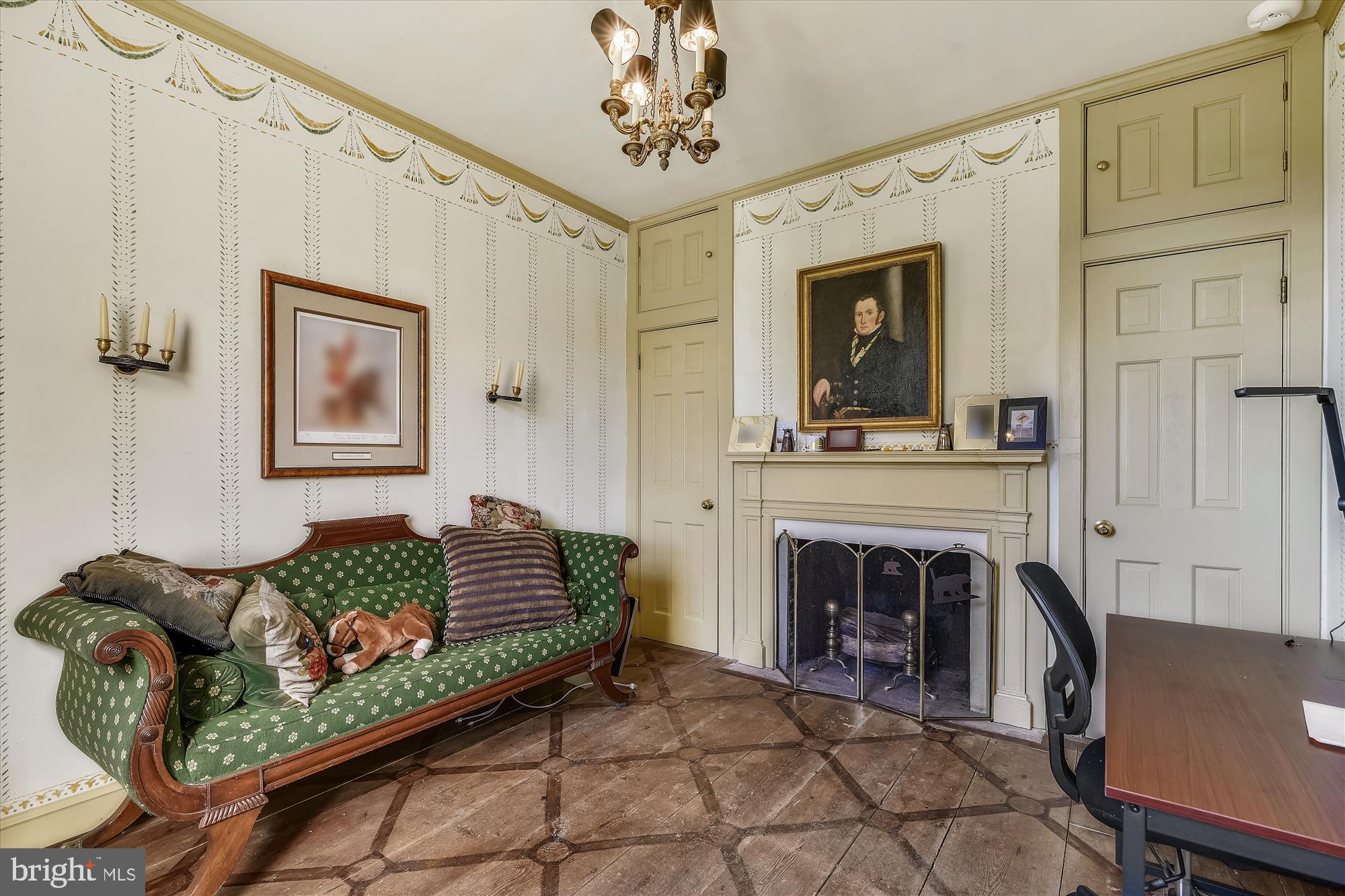 MIDDLEBURG - Residential