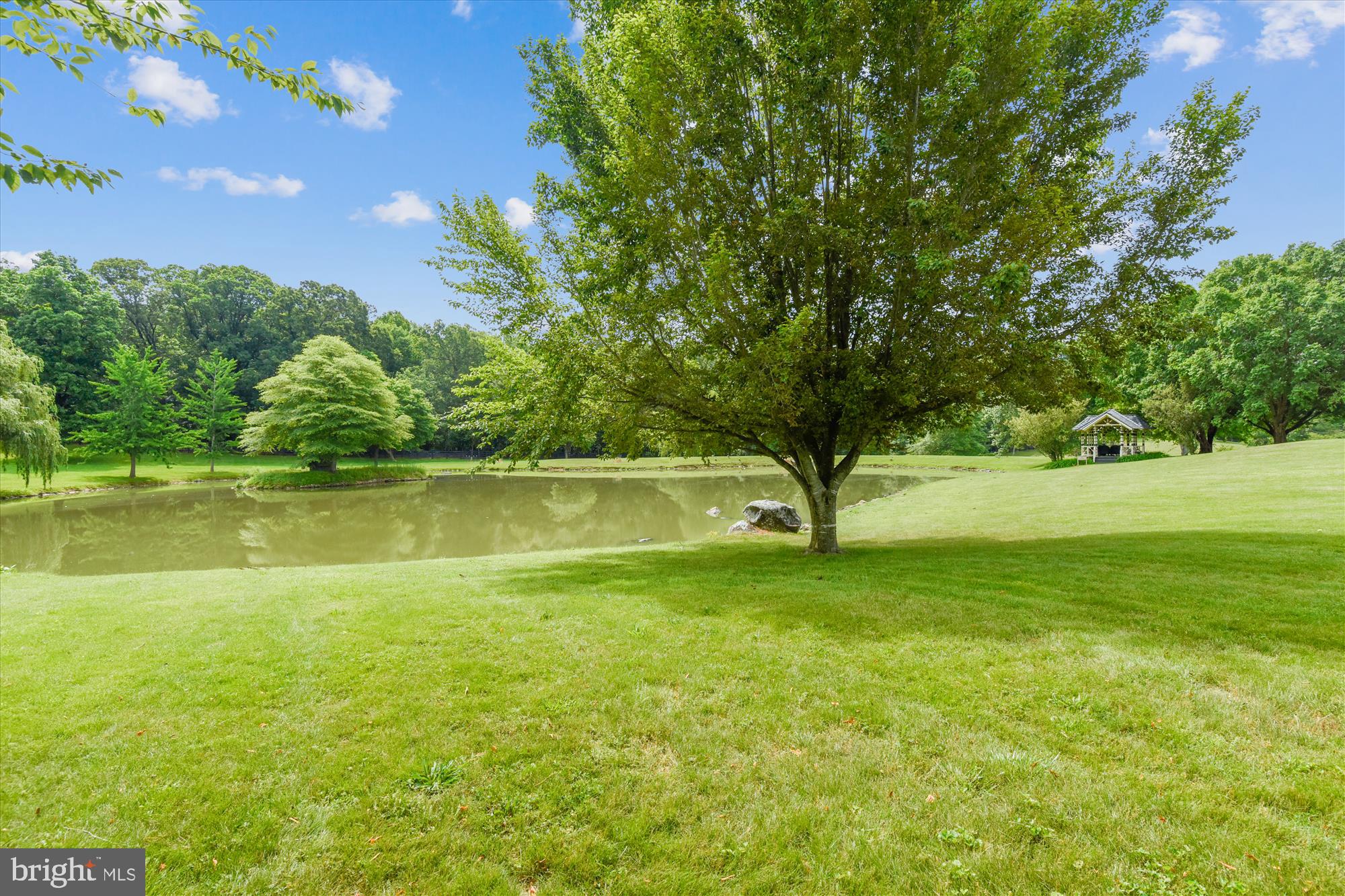 MIDDLEBURG - Residential