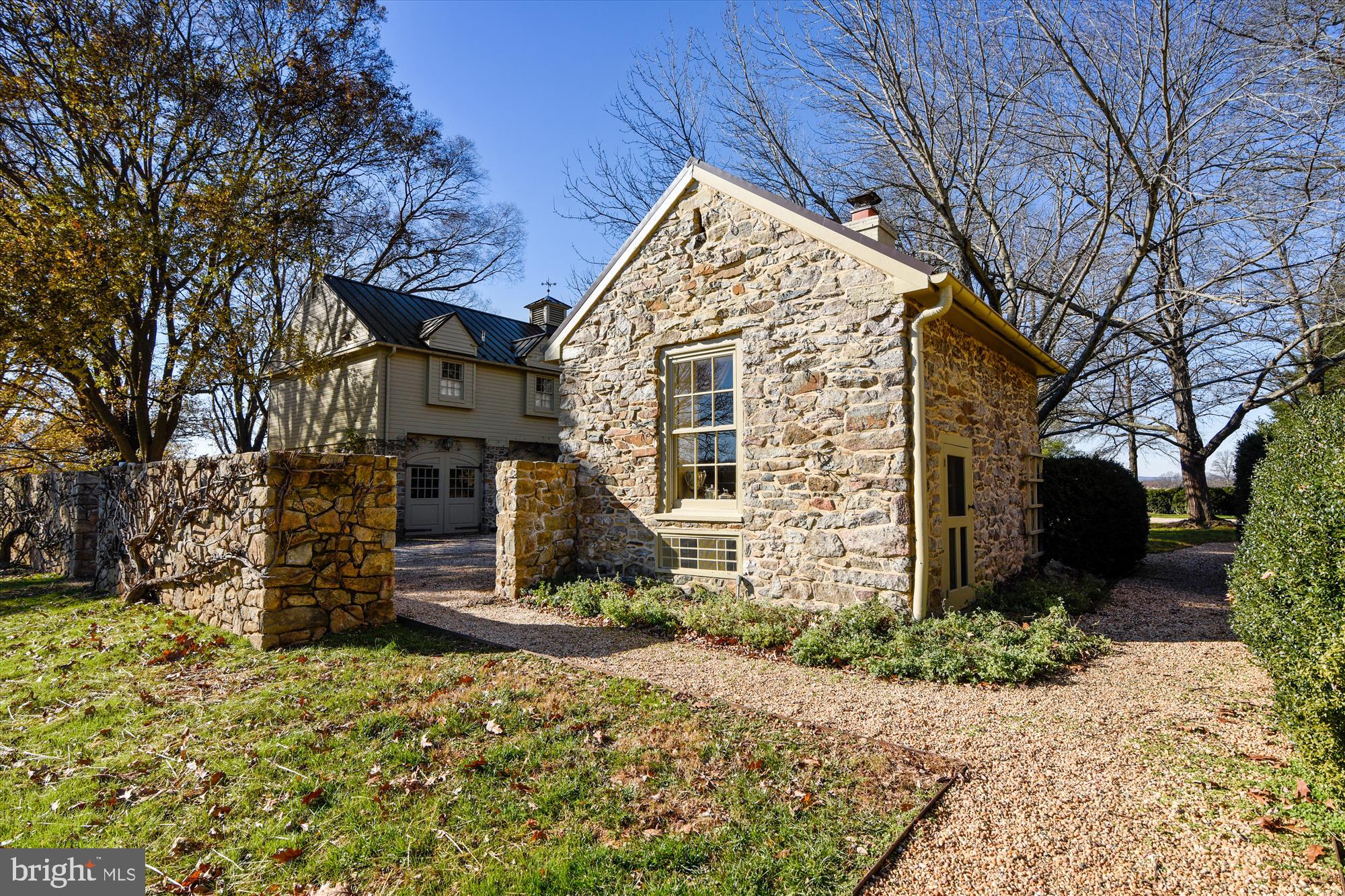 MIDDLEBURG - Residential