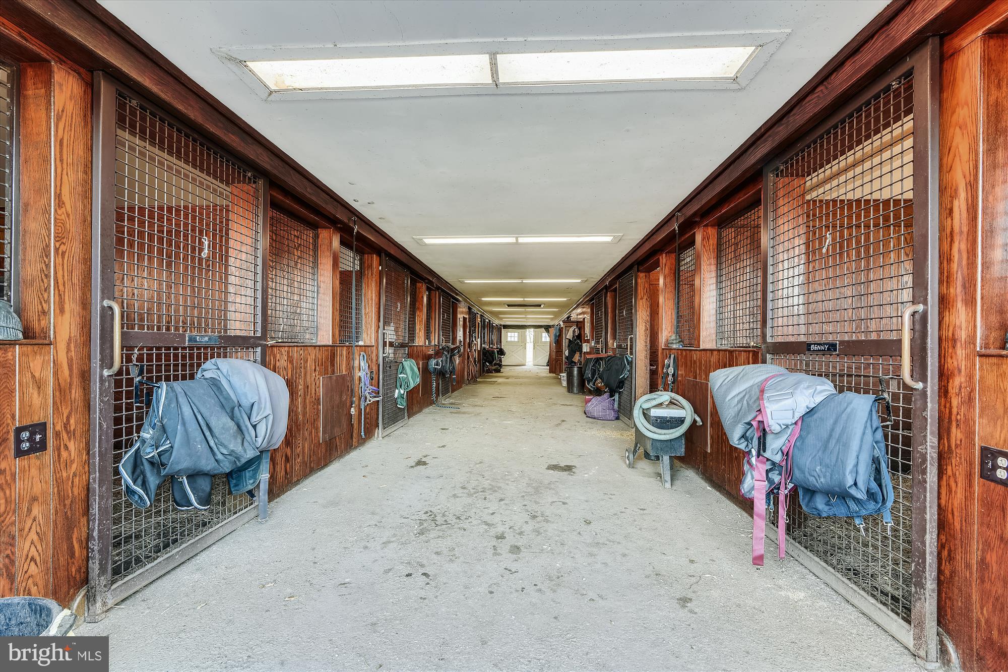 MIDDLEBURG - Residential