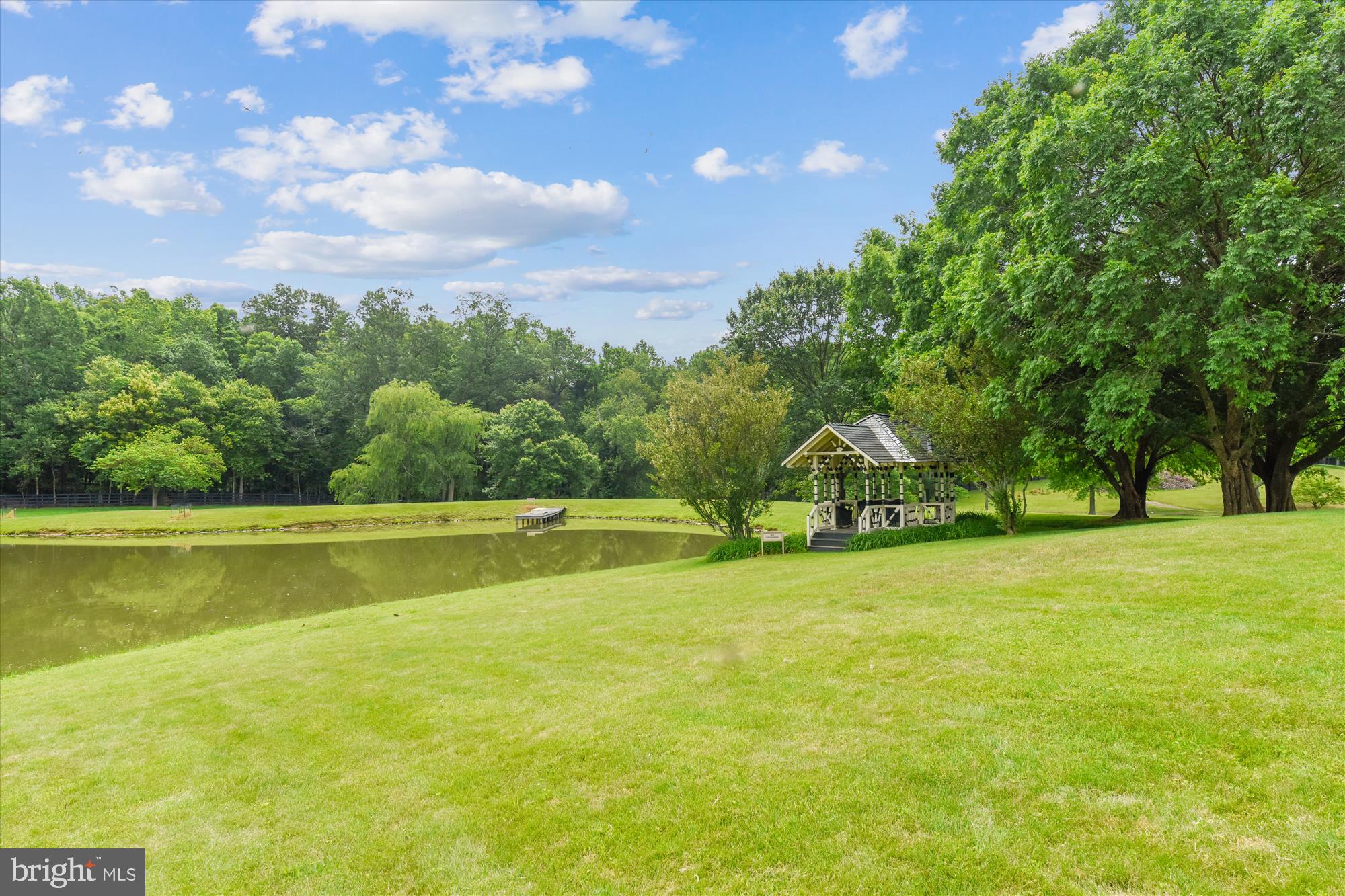 MIDDLEBURG - Residential