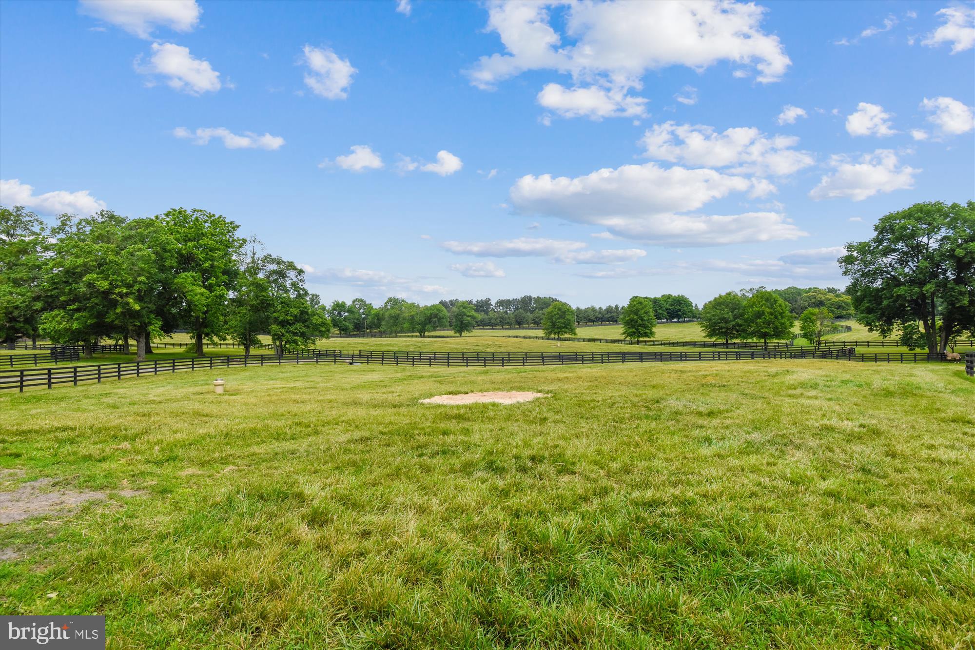 MIDDLEBURG - Residential