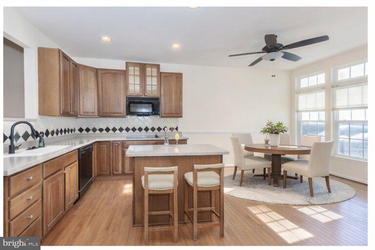 VILLAS AT SHREWSBURY - Residential