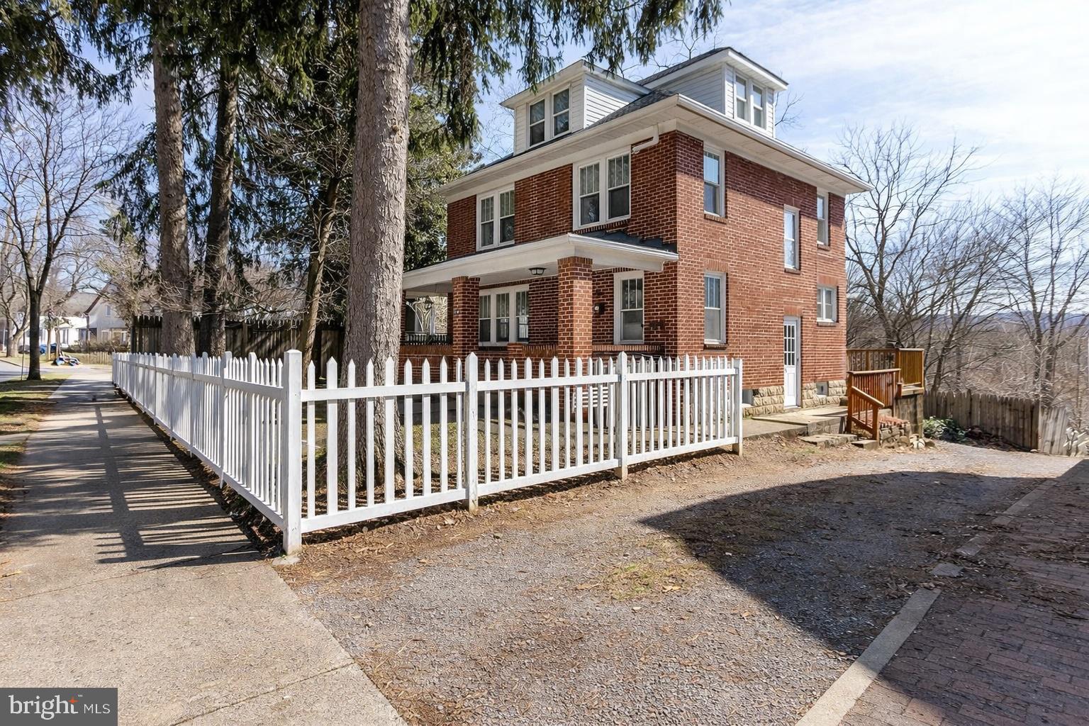 HIGHLANDS - Residential