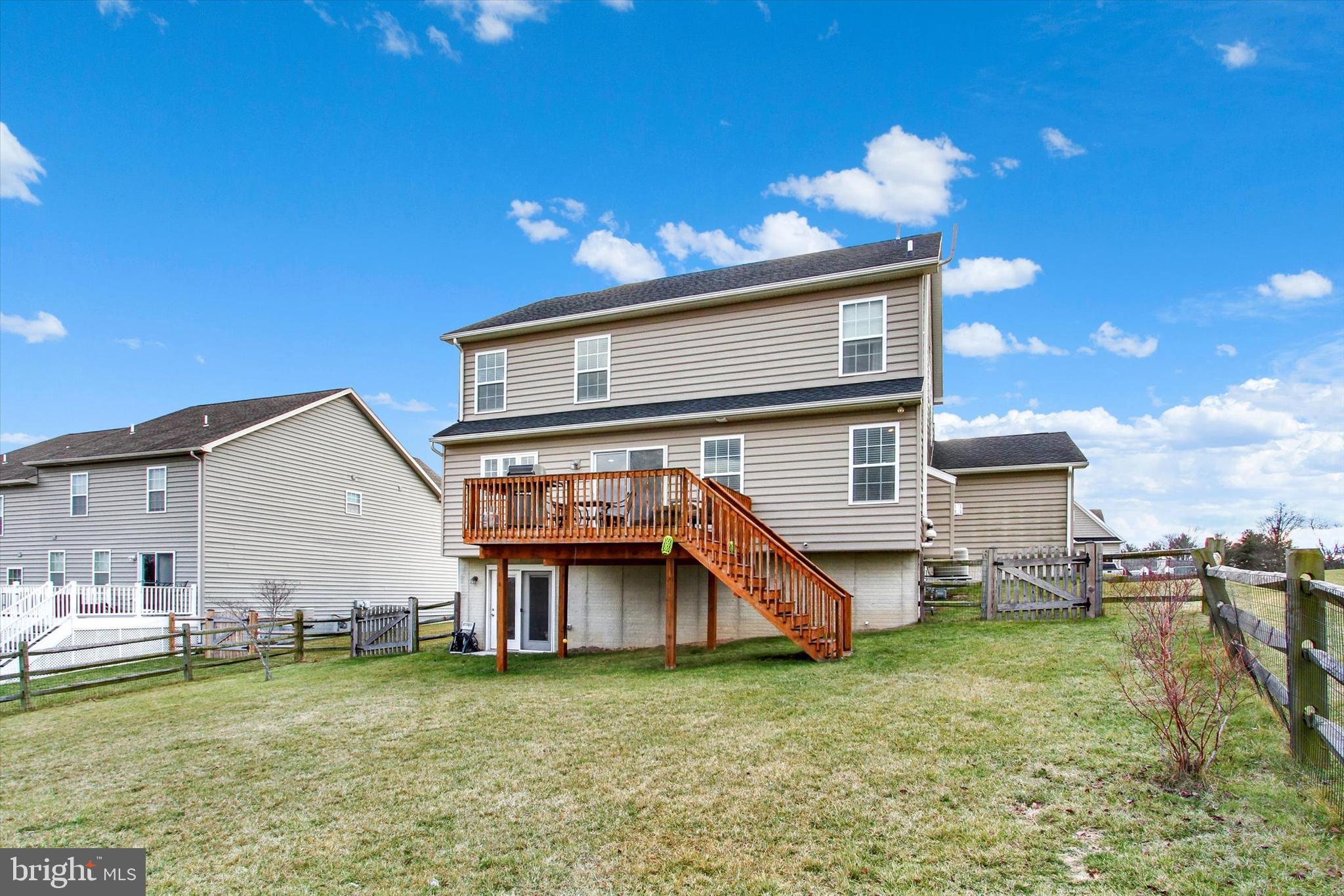 CUMBERLAND VILLAGE - Residential