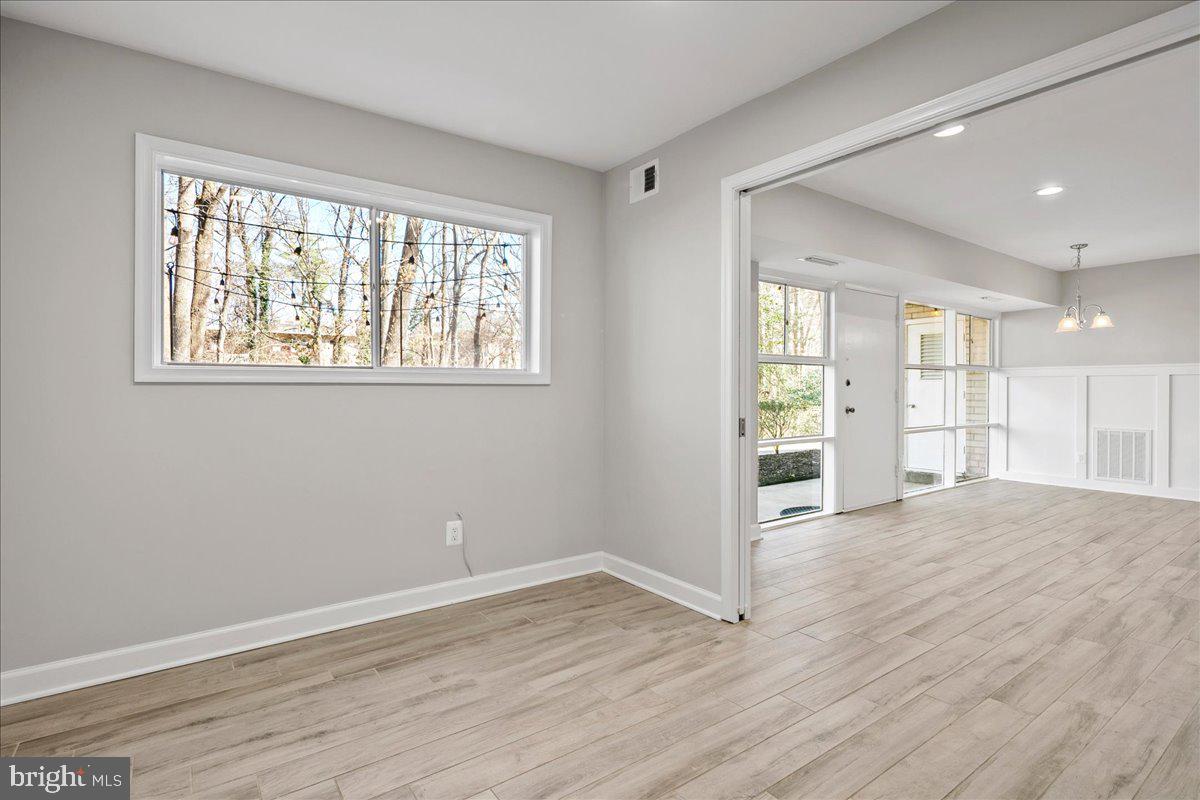 HERITAGE WOODS NORTH - Residential