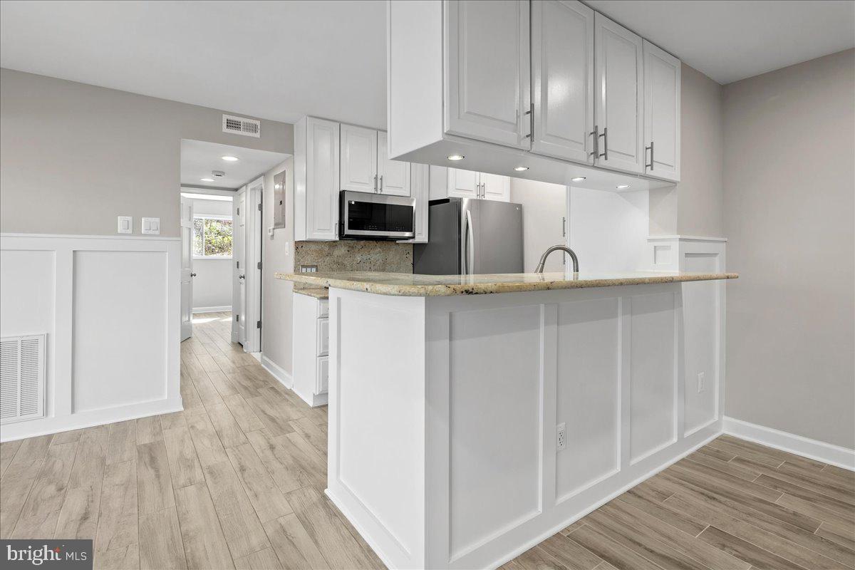 HERITAGE WOODS NORTH - Residential