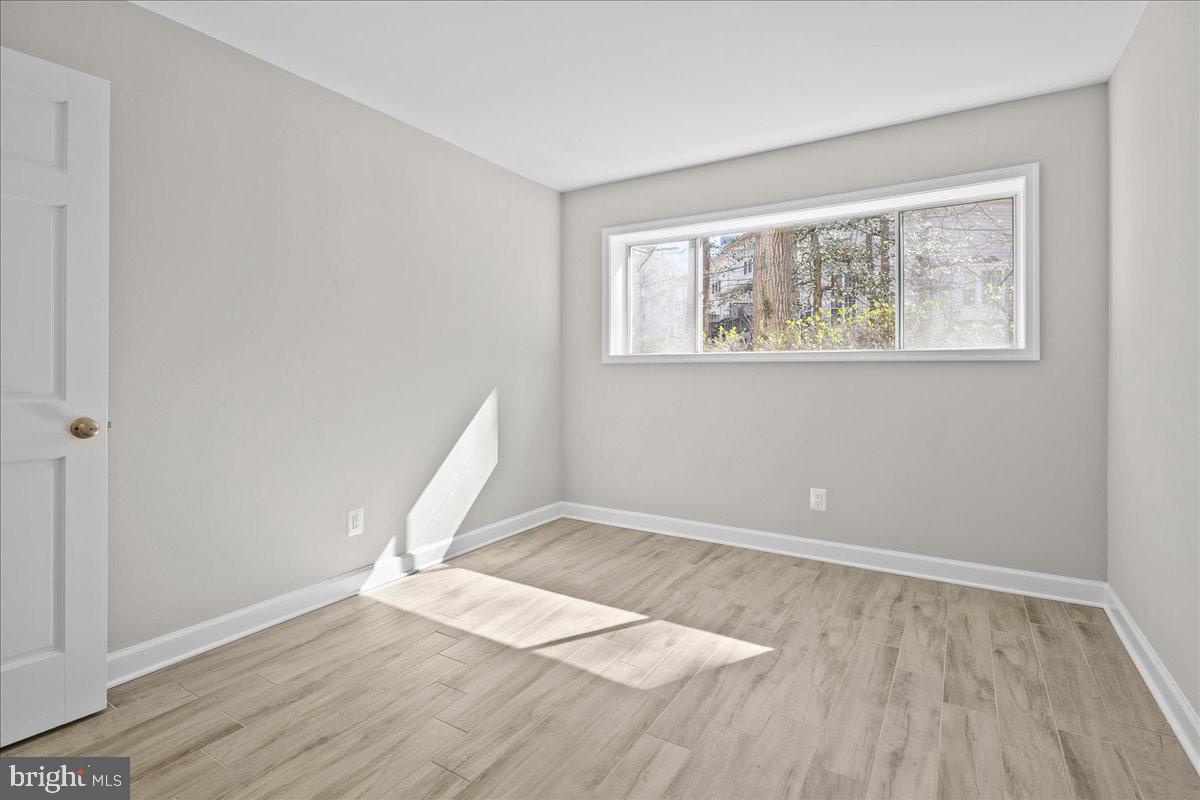 HERITAGE WOODS NORTH - Residential