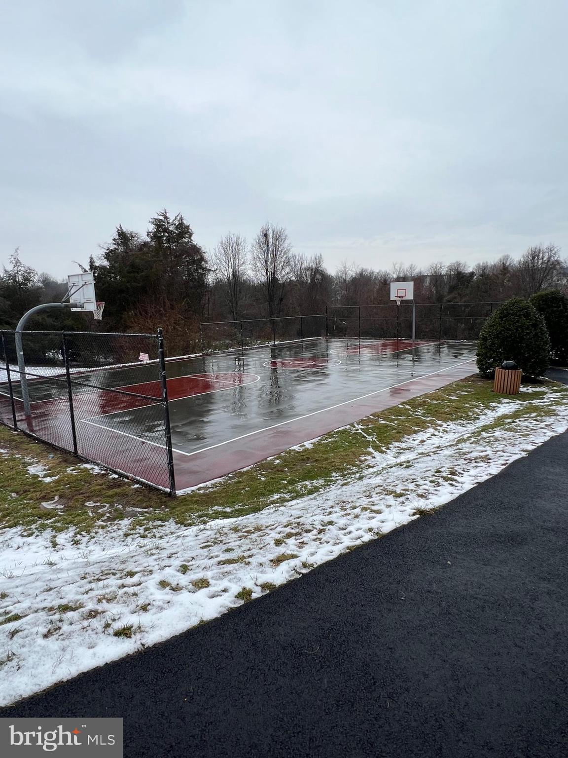 POTOMAC CROSSING - Residential