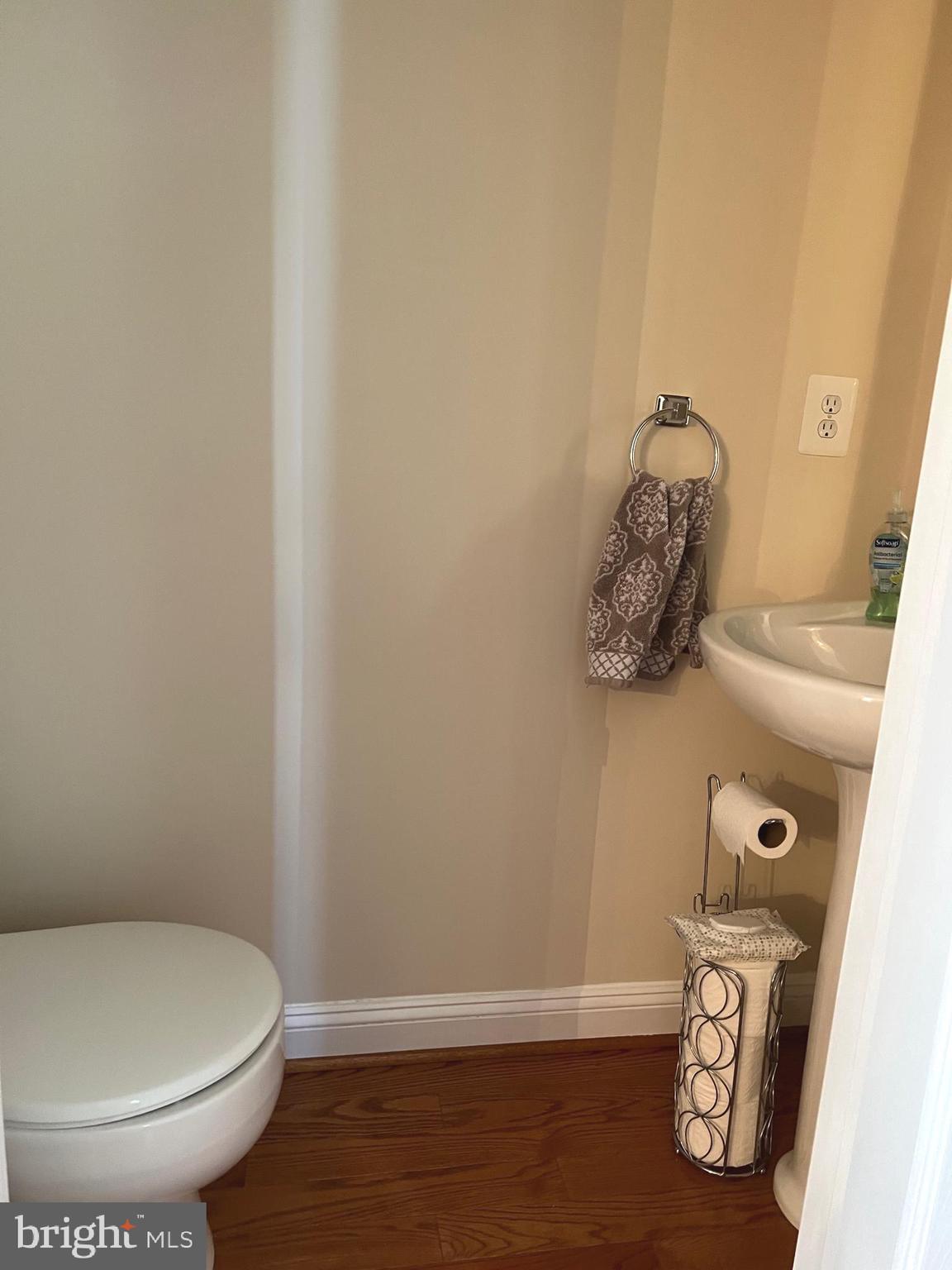 POTOMAC CROSSING - Residential