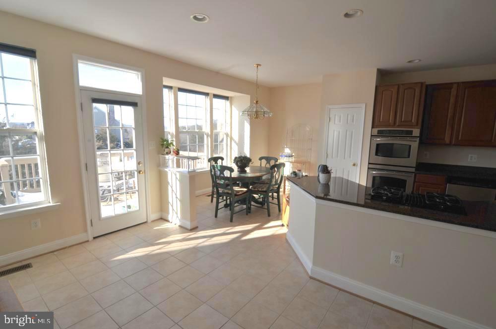 POTOMAC CROSSING - Residential