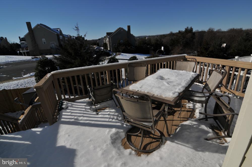 POTOMAC CROSSING - Residential