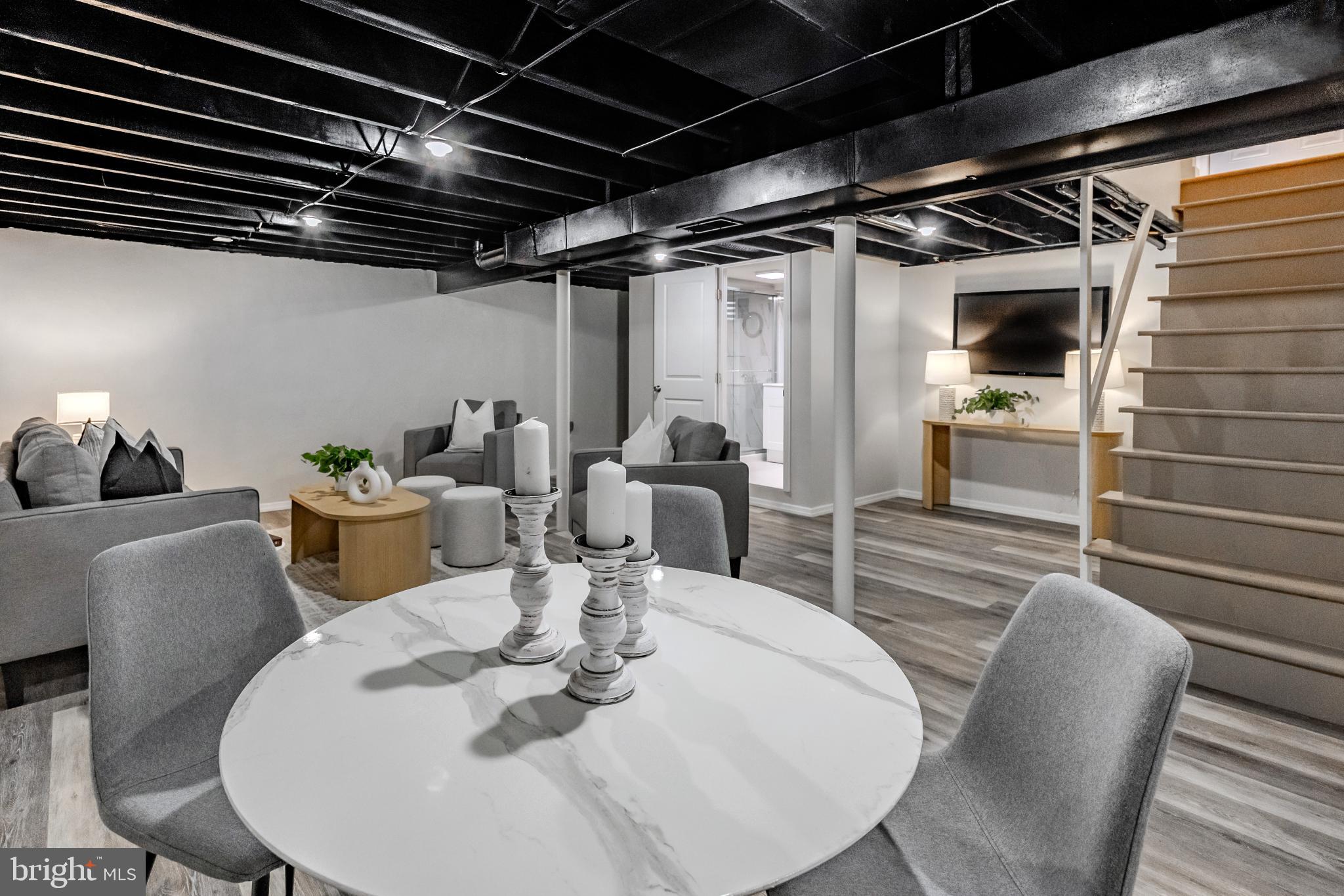 KIRKLYN - Residential