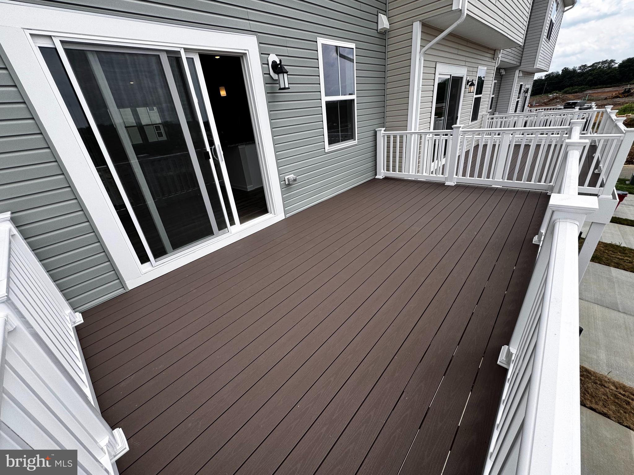 RED CLOVER MEADOWS - Residential Lease