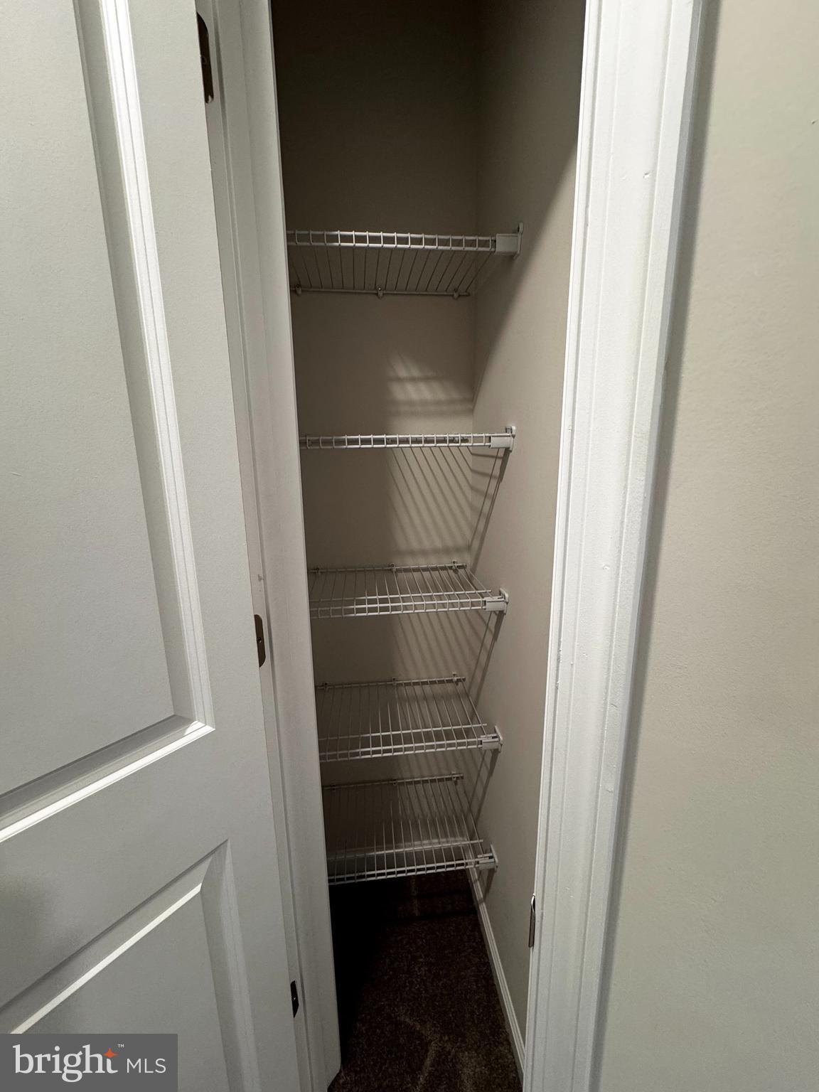 RED CLOVER MEADOWS - Residential Lease