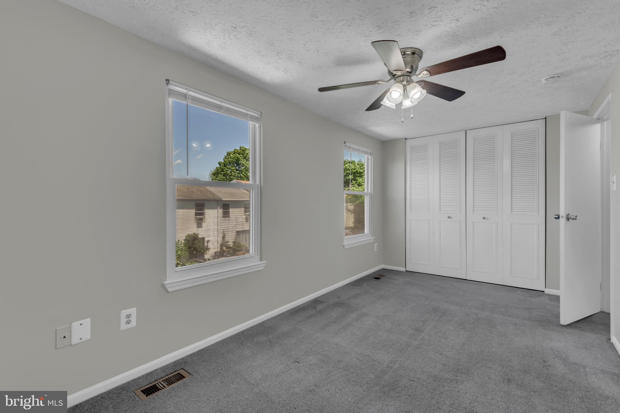 OAK POND PLAT FIVEPHASE - Residential