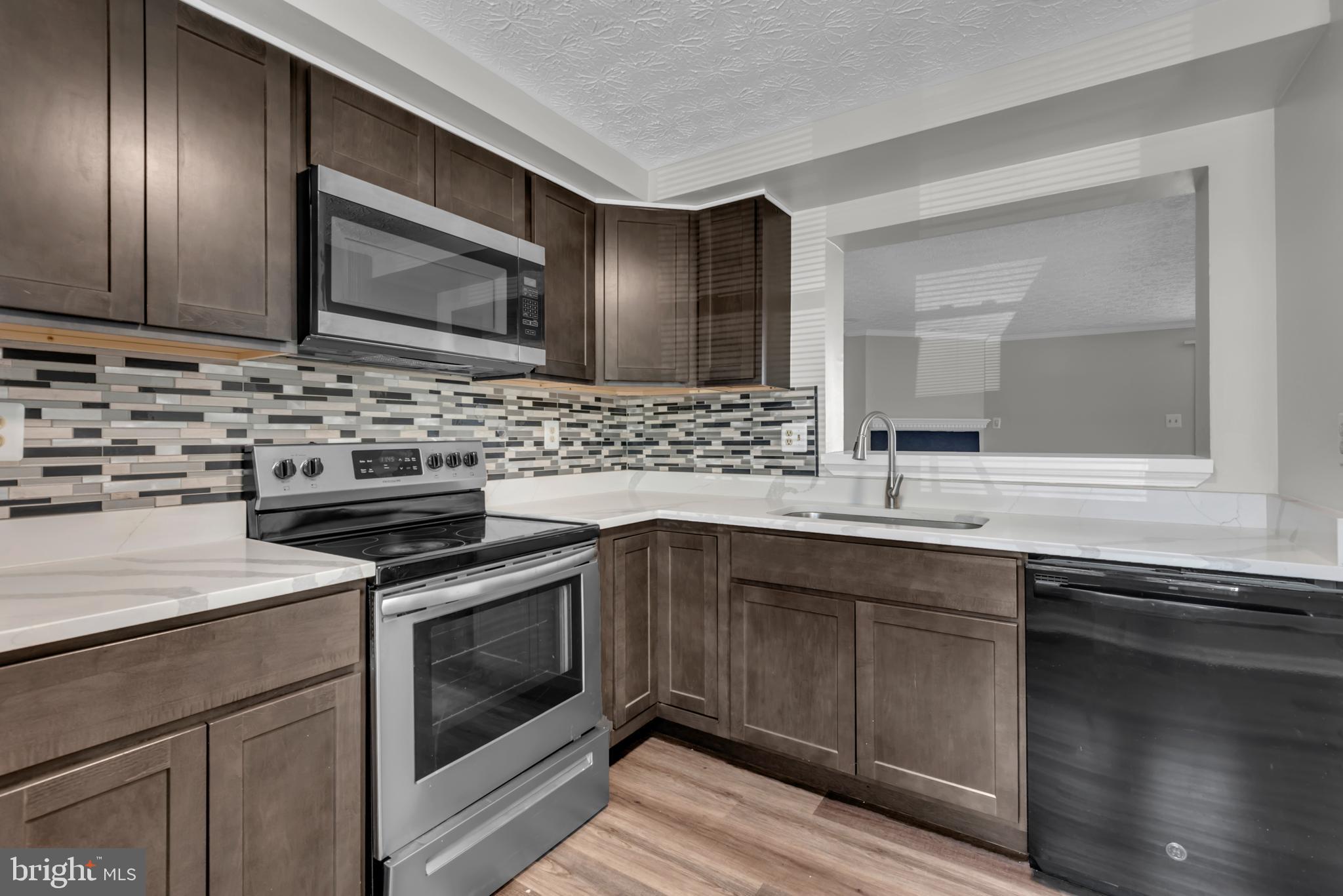 OAK POND PLAT FIVEPHASE - Residential