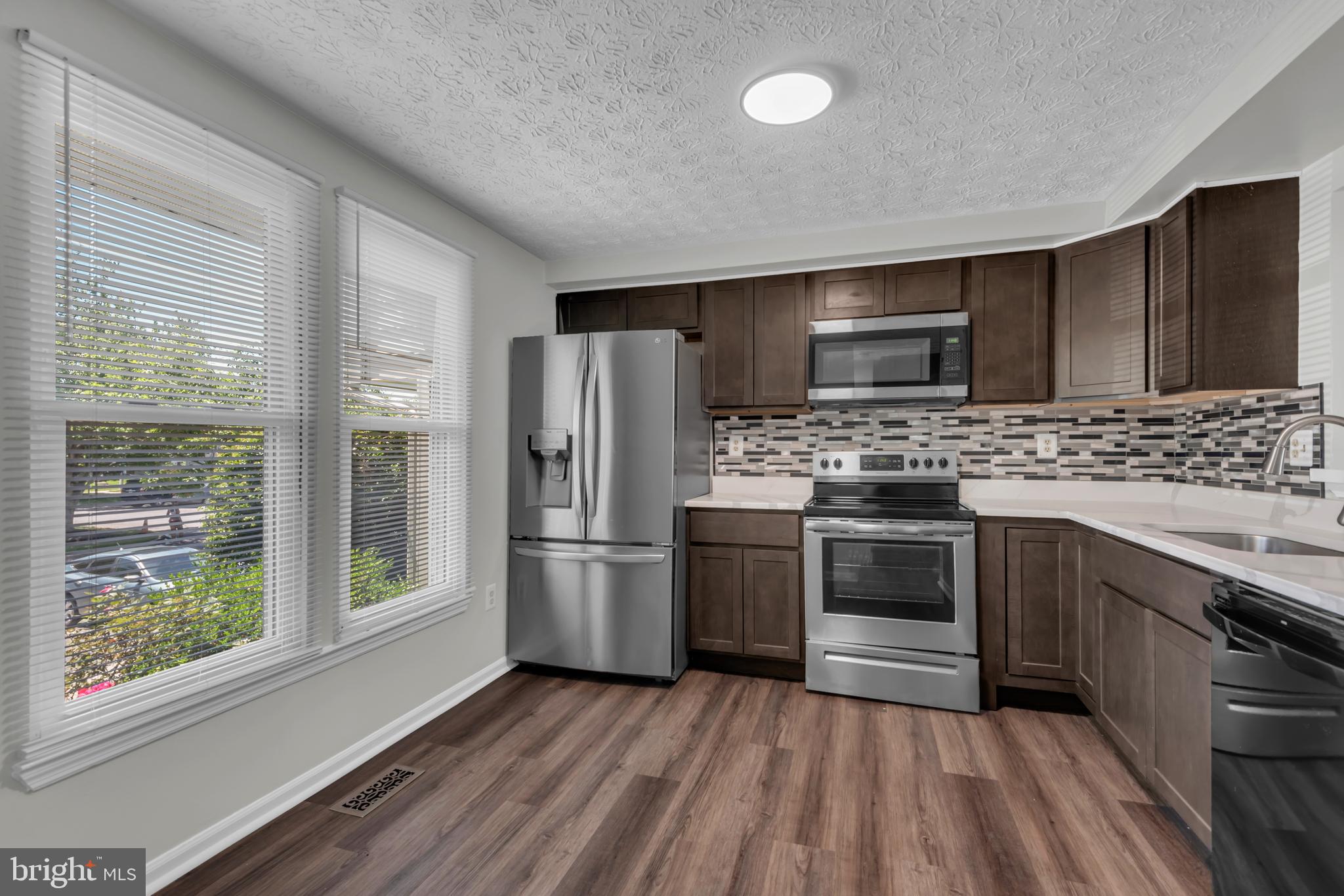 OAK POND PLAT FIVEPHASE - Residential