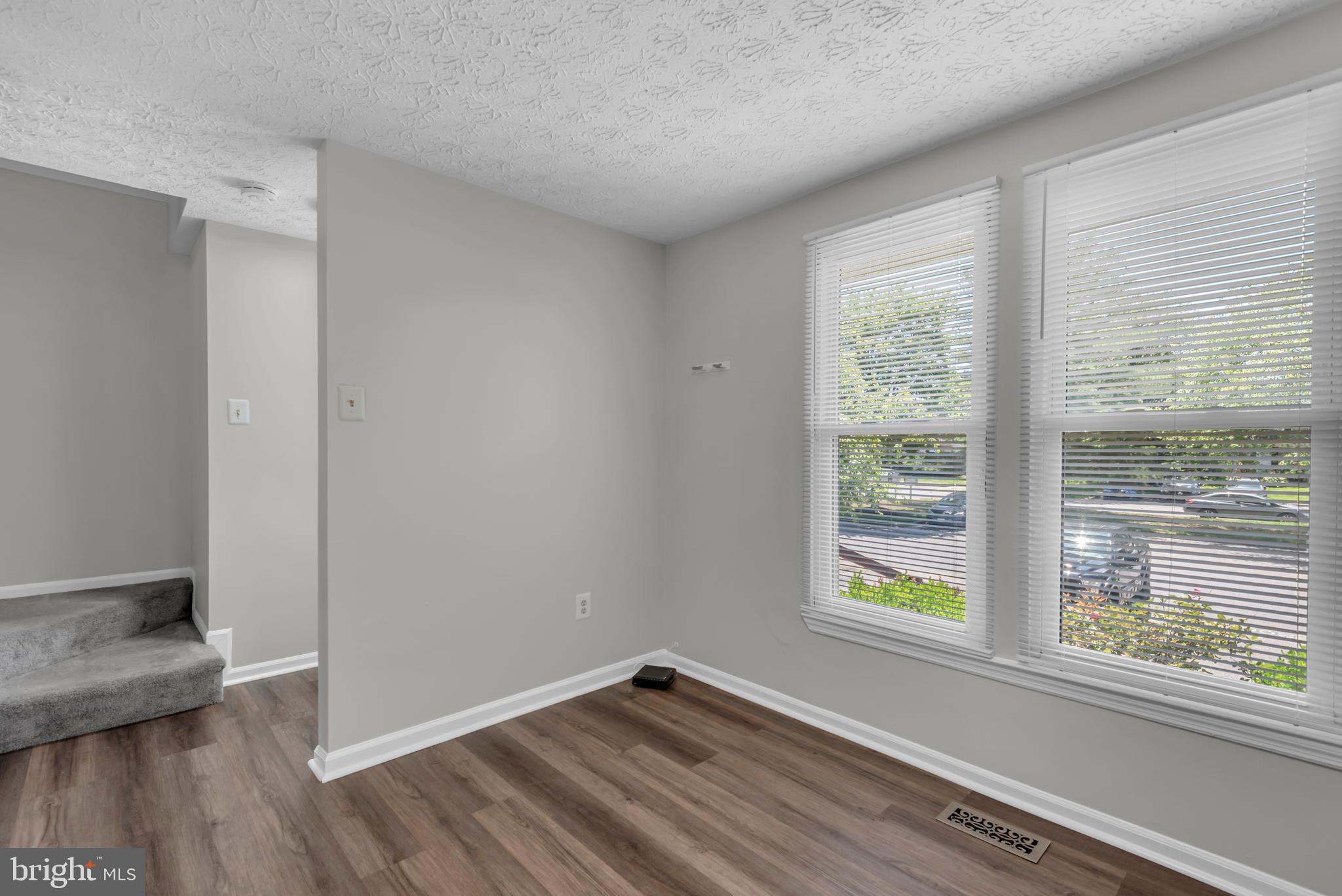 OAK POND PLAT FIVEPHASE - Residential