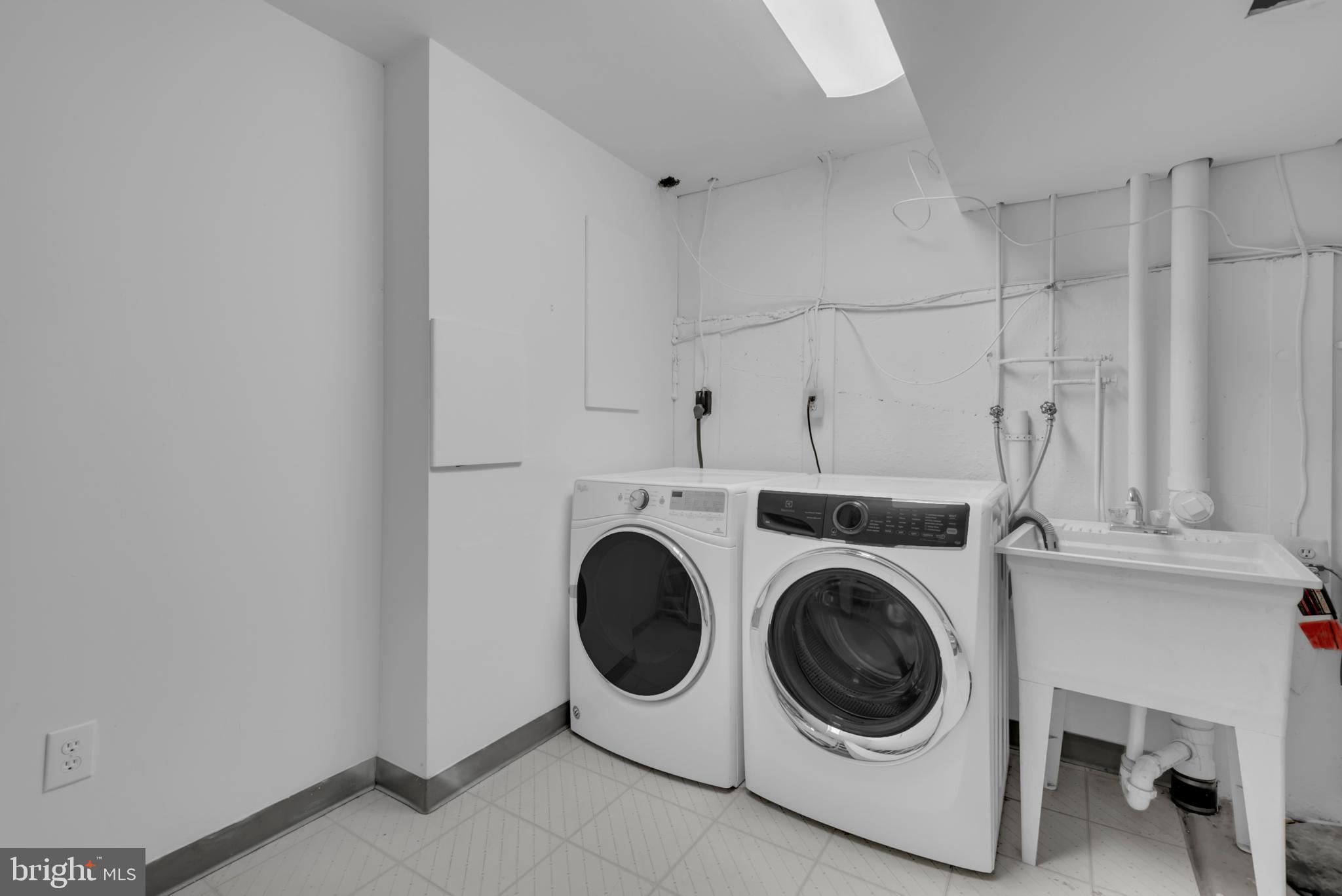 OAK POND PLAT FIVEPHASE - Residential