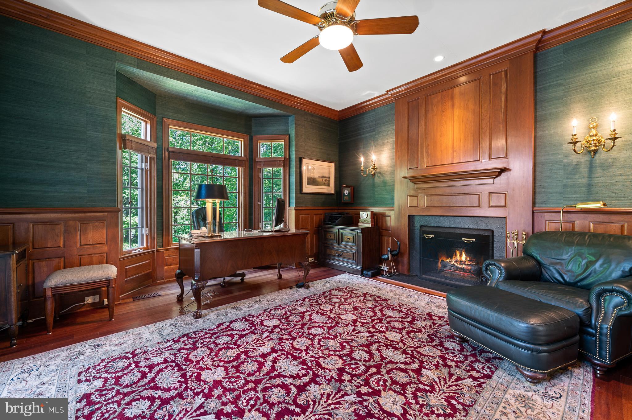 RADNOR HUNT - Residential