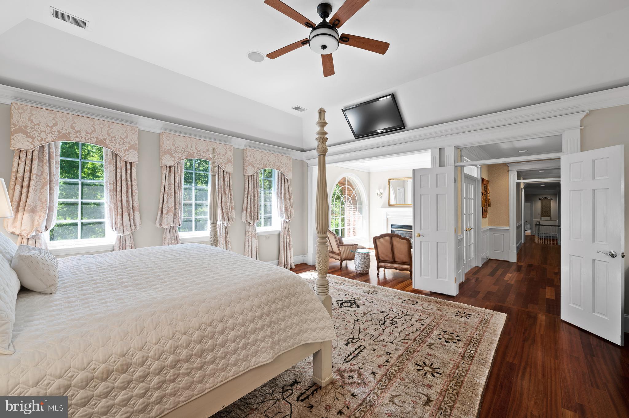 RADNOR HUNT - Residential