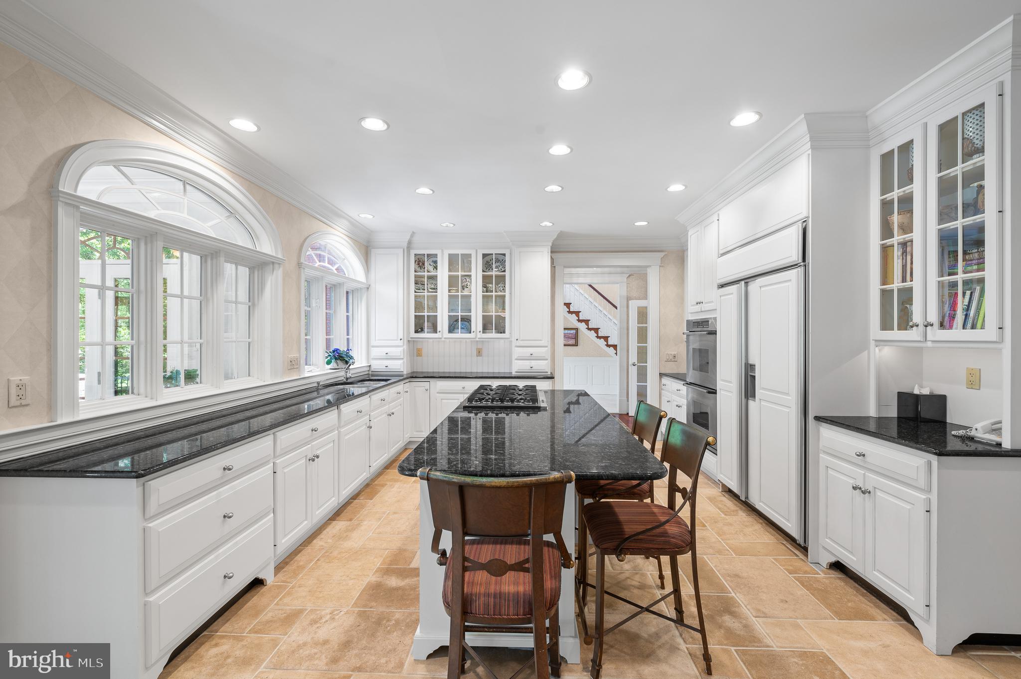 RADNOR HUNT - Residential