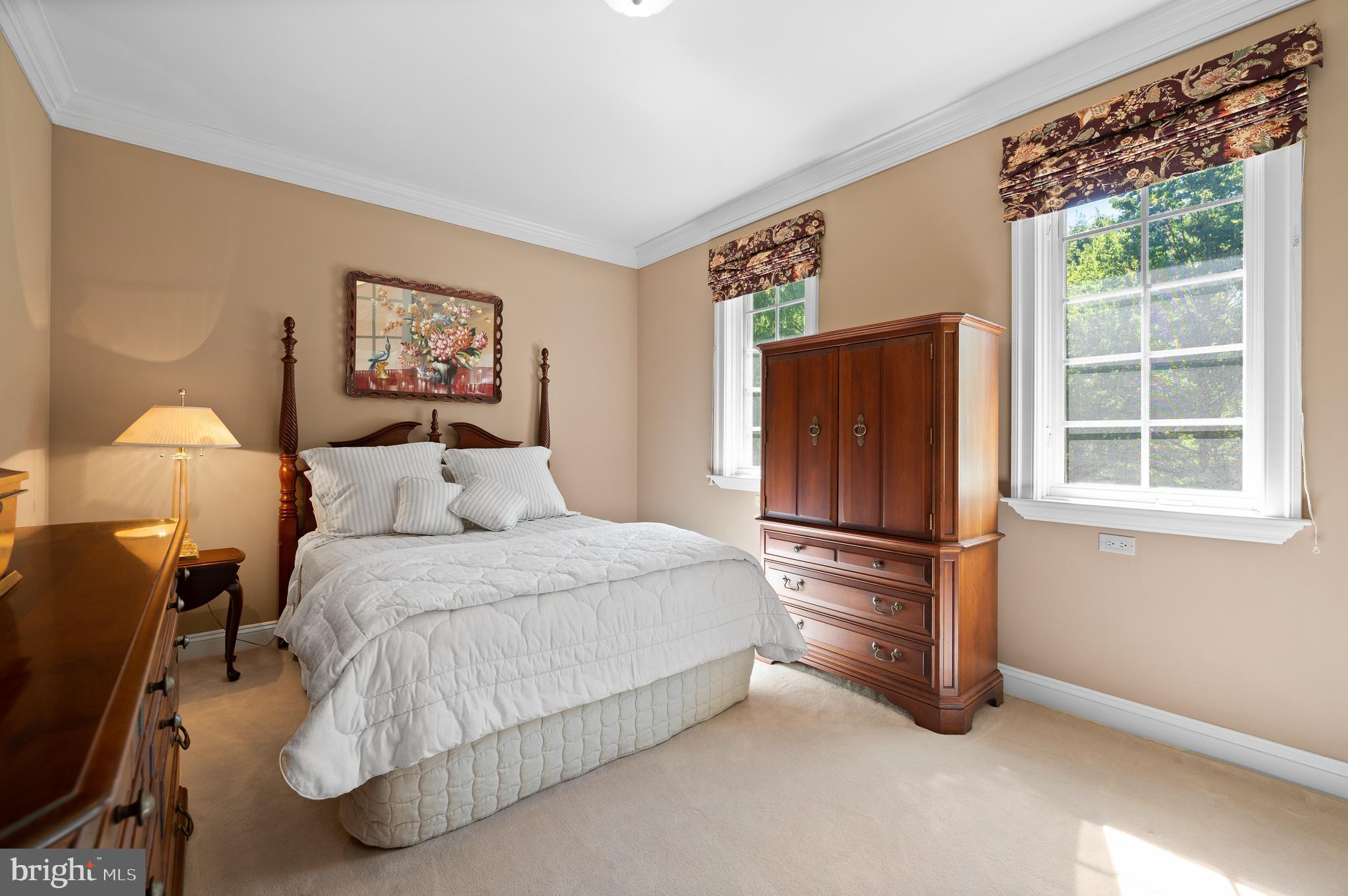 RADNOR HUNT - Residential