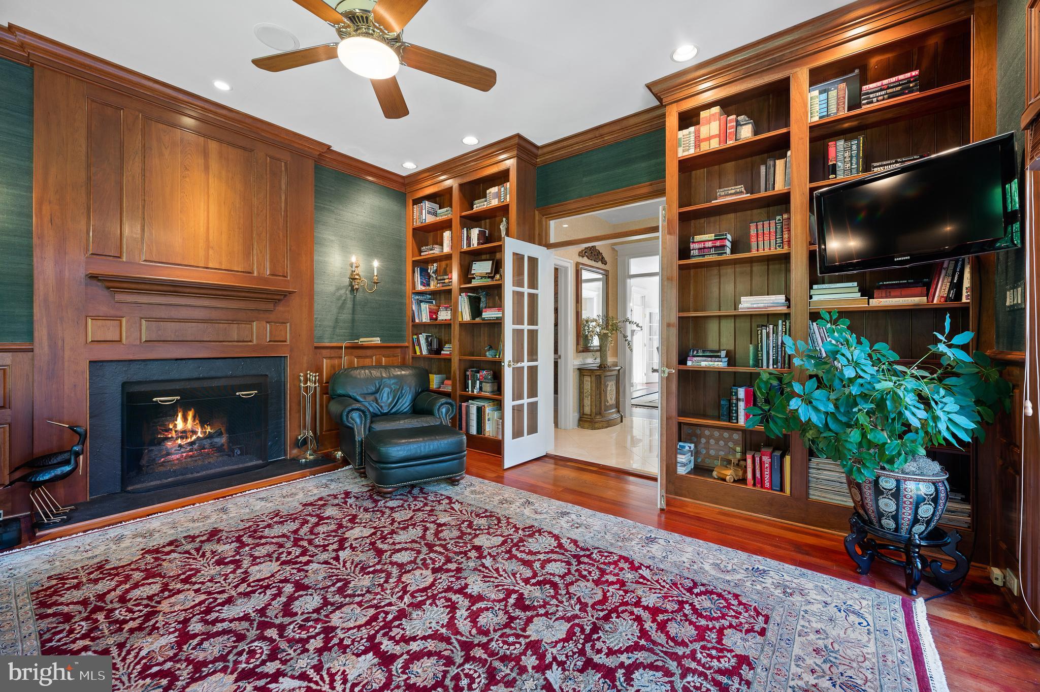 RADNOR HUNT - Residential